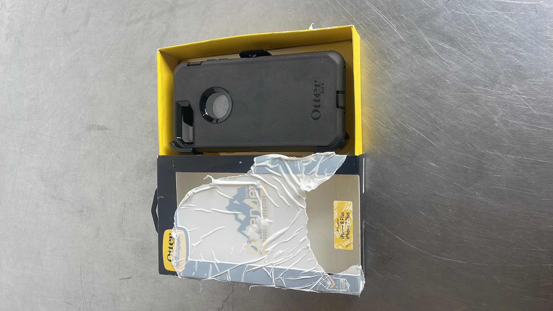 Photo 1 of OTTERBOX DEFENDER CASE FOR IPHONE 7 PLUS/8 PLUS - RUGGED PROTECTIVE COVER BLACK