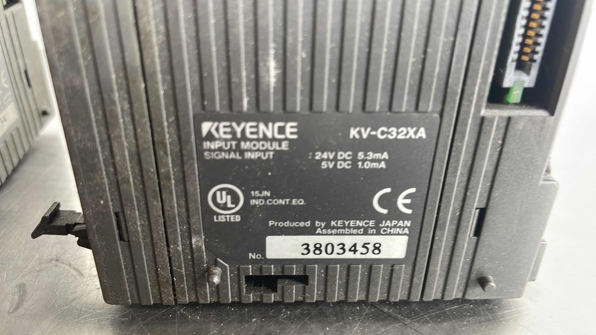 Photo 4 of KEYENCE KV-700 CPU MODULE (3), KEYENCE INPUT MODULE KV-C32XA (2)