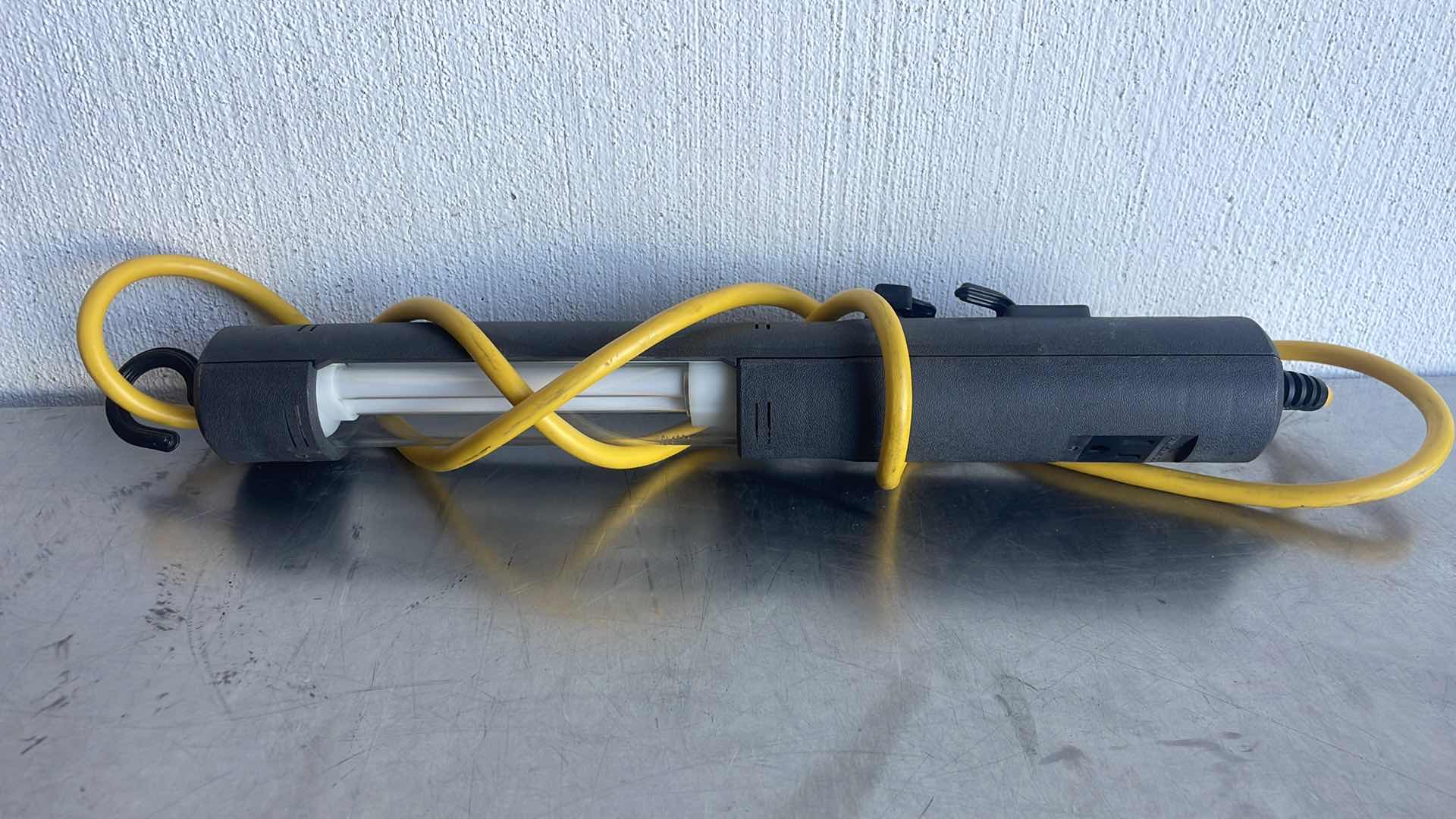 Photo 1 of PROGRADE PROFESSIONAL WORK LIGHT