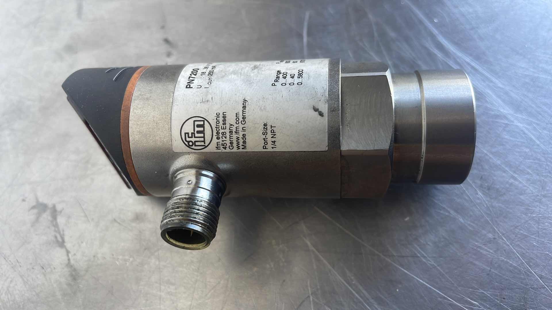 Photo 1 of IFM PN7200 PRESSURE SENSOR W/ DIGITAL DISPLAY