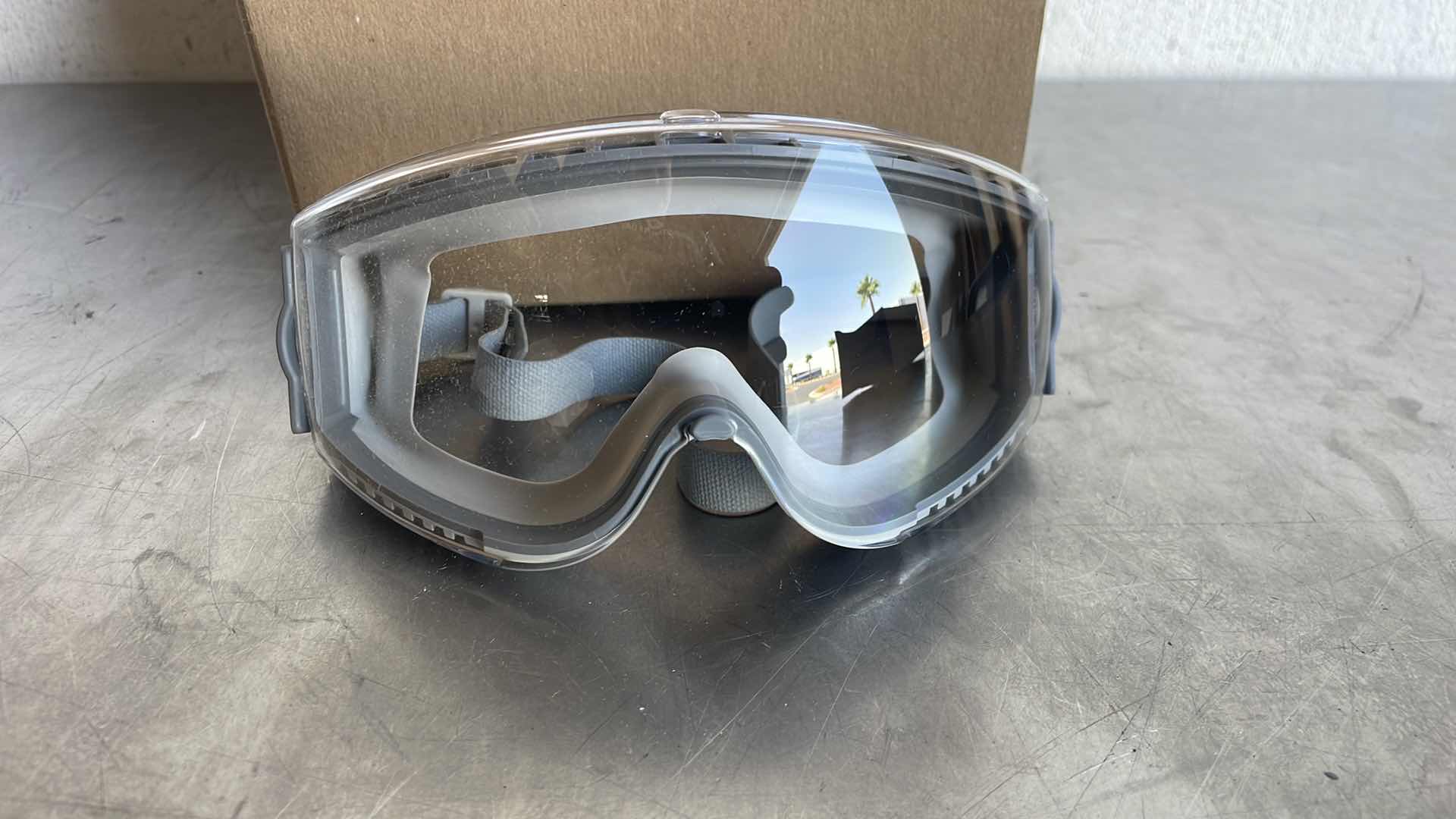 Photo 1 of INDUSTRIAL GOGGLES TYPE IV COVER 7 PCS