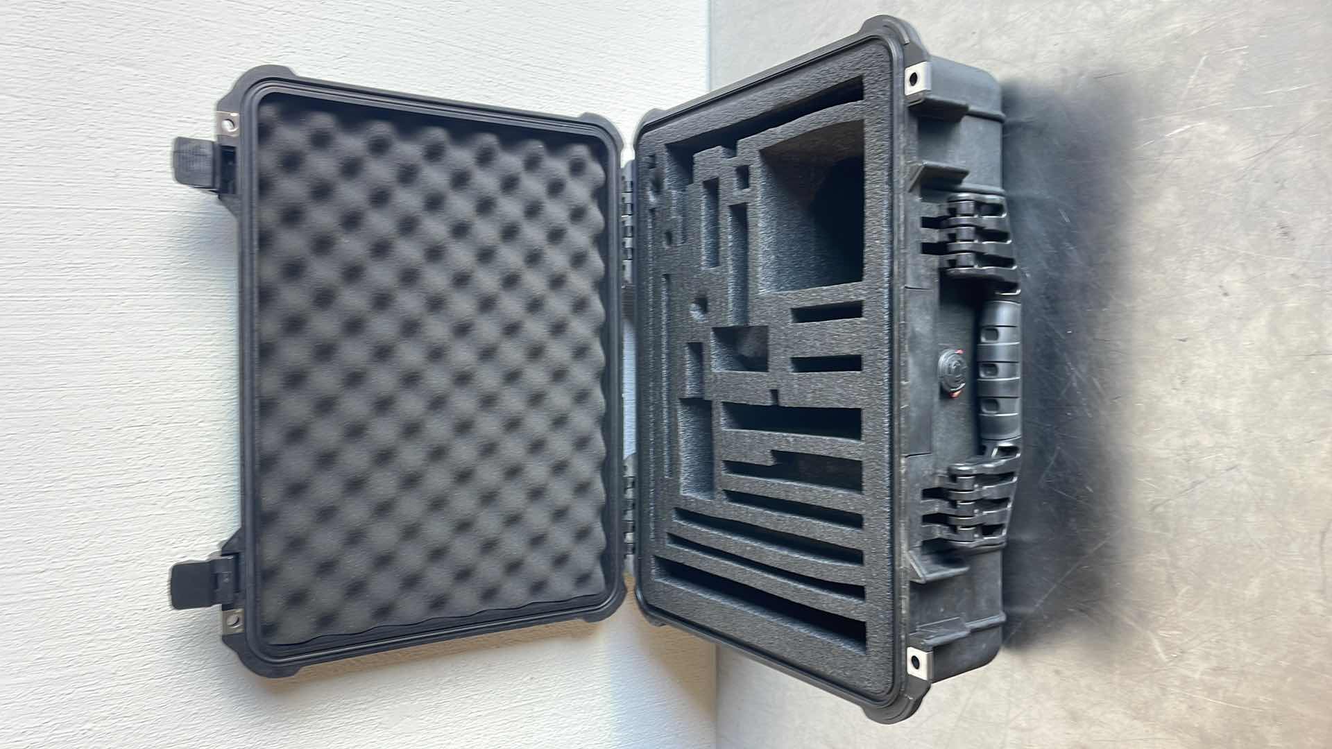 Photo 1 of PELICAN 1520 CASE