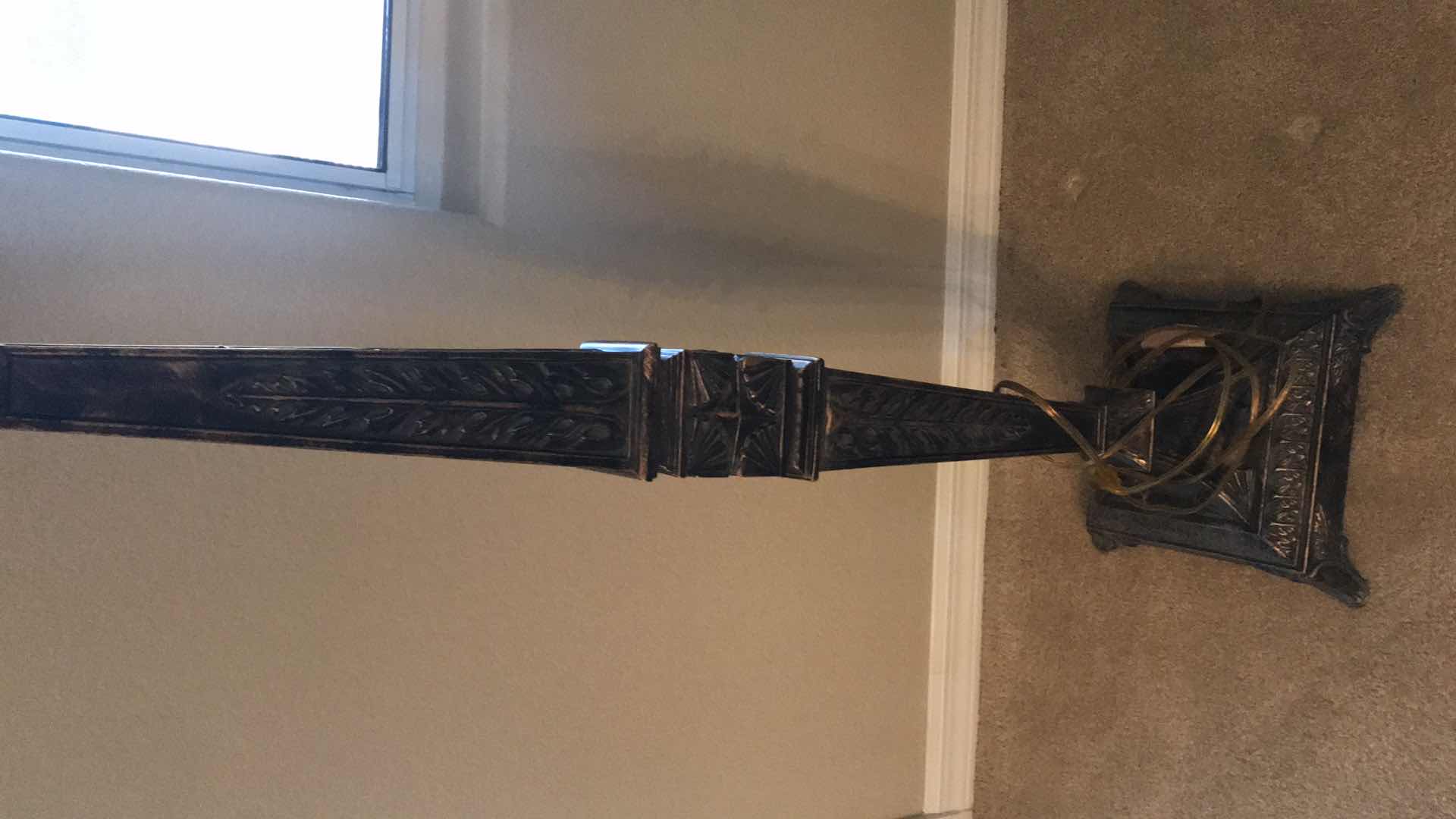 Photo 1 of METAL FLOOR LAMP W SHADE H 5FT