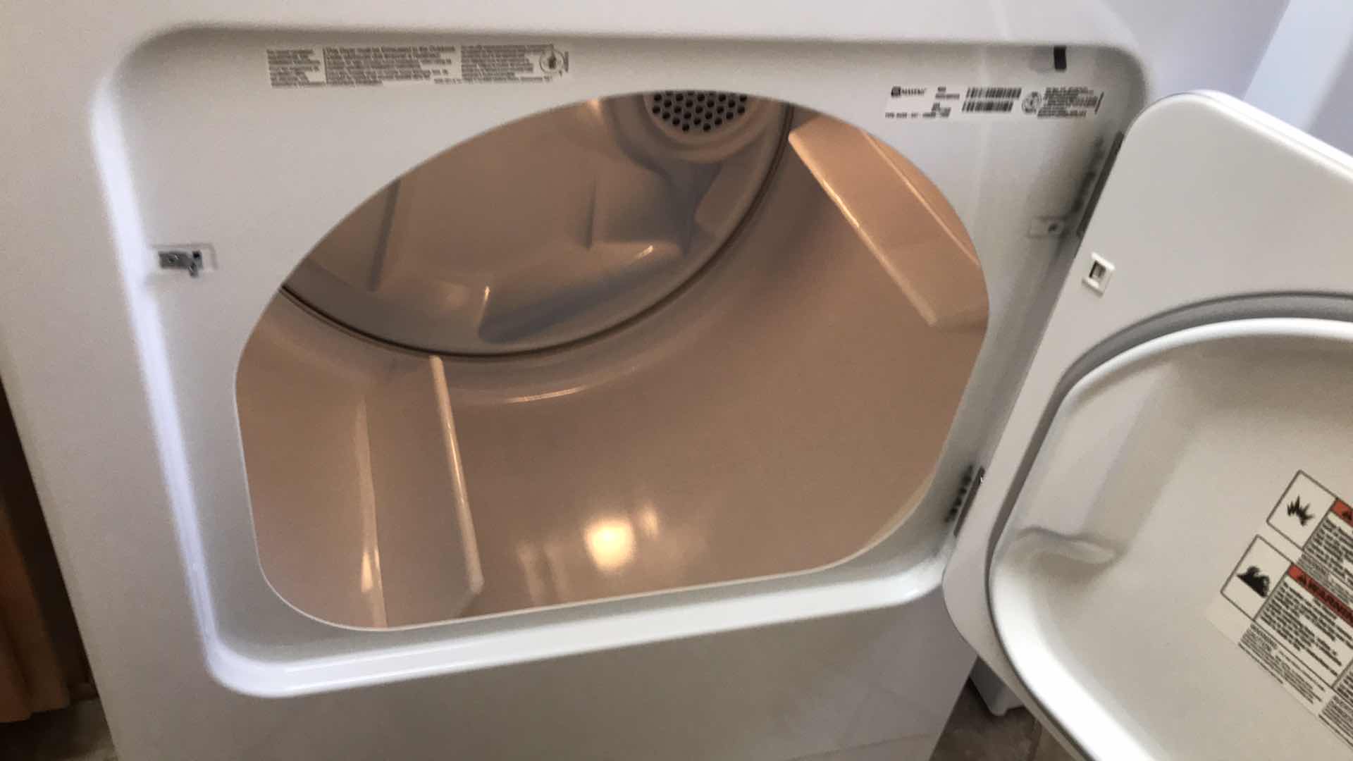 Photo 1 of MAYTAG CENTENNIAL WHITE GAS DRYER