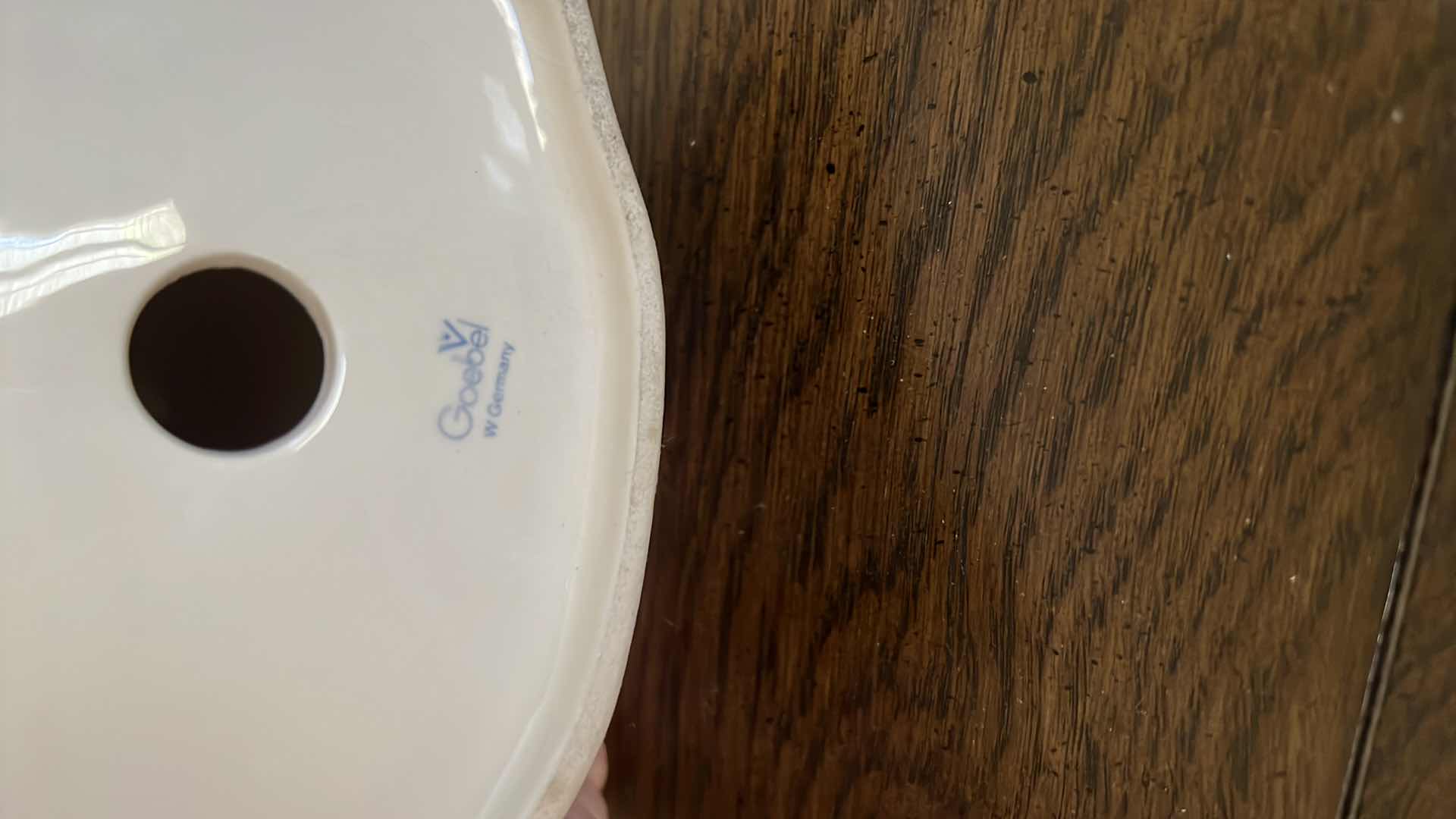 Photo 1 of VINTAGE GOEBEL PORCELAIN VIRGIN MARY W BABY FIGURINE H8”