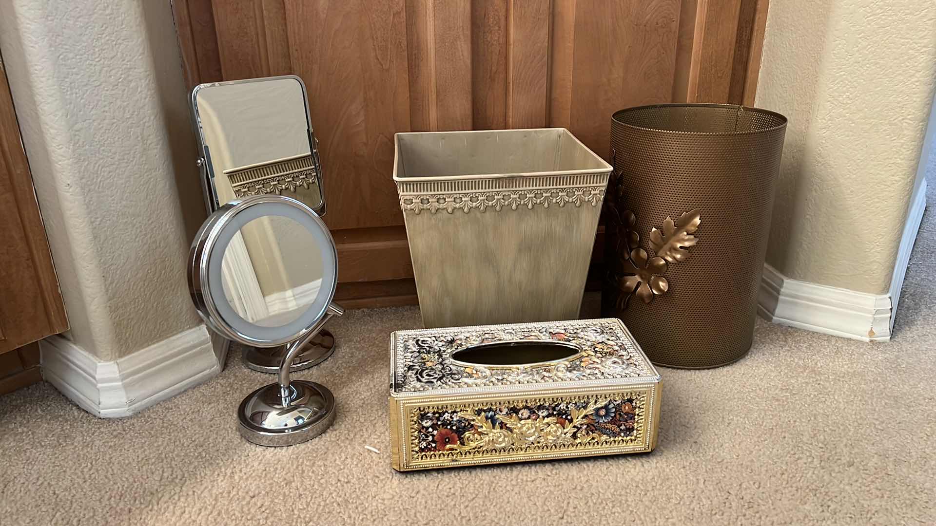 Photo 2 of BATHROOM ACCESSORIES (TRASH BINS, MIRRORS & KLEENEX HOLDER)