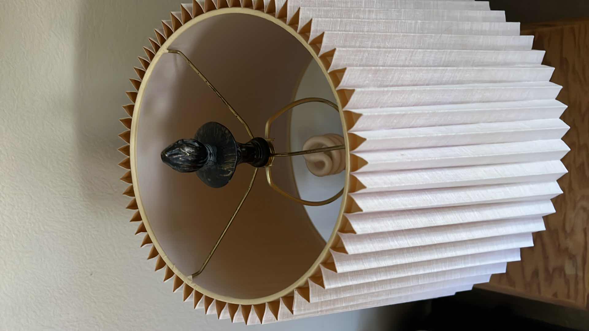 Photo 1 of VINTAGE OAK W GLASS TABLE LAMP W SHADE H32”