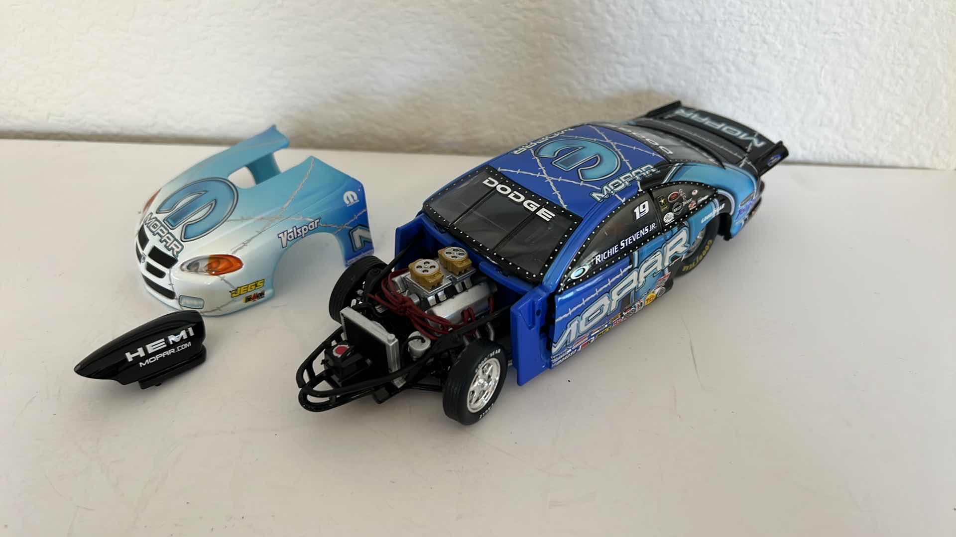 Photo 1 of DODGE MOPAR DIE CAST #19 MODEL CAR