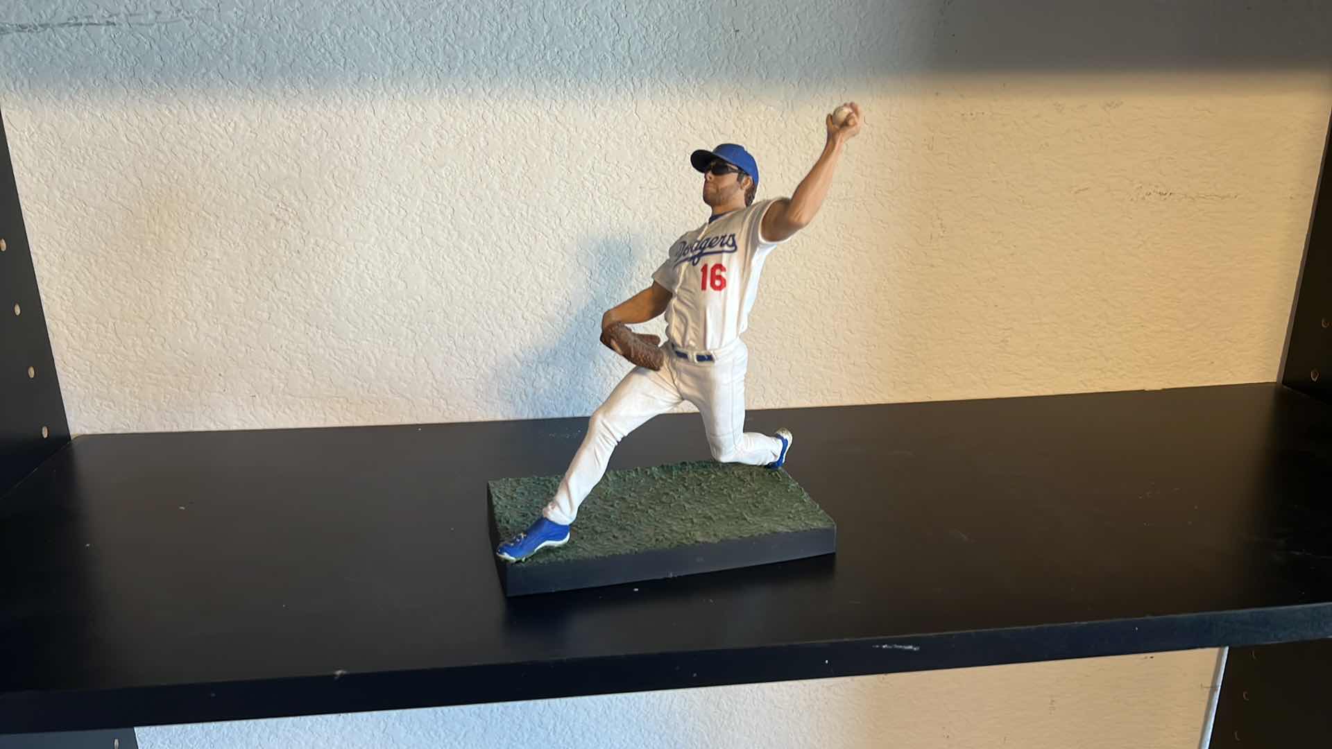 Photo 1 of MLB 2011 DODGER ETHIER 16