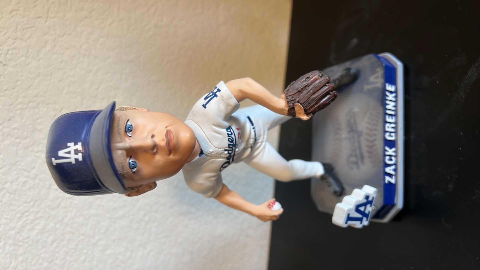 Photo 1 of DODGERS COLLECTIBLE BOBBLE HEAD ZACK GREINKE 21