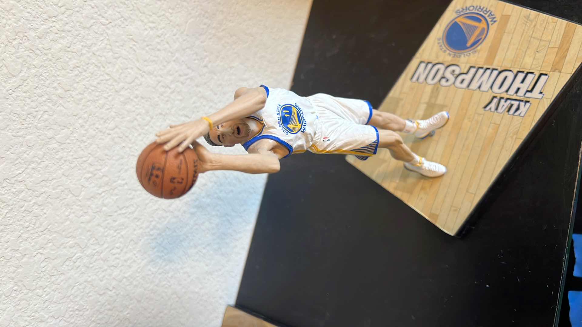 Photo 1 of GOLDEN WARRIORS KLAY THOMPSON 11 COLLECTIBLE