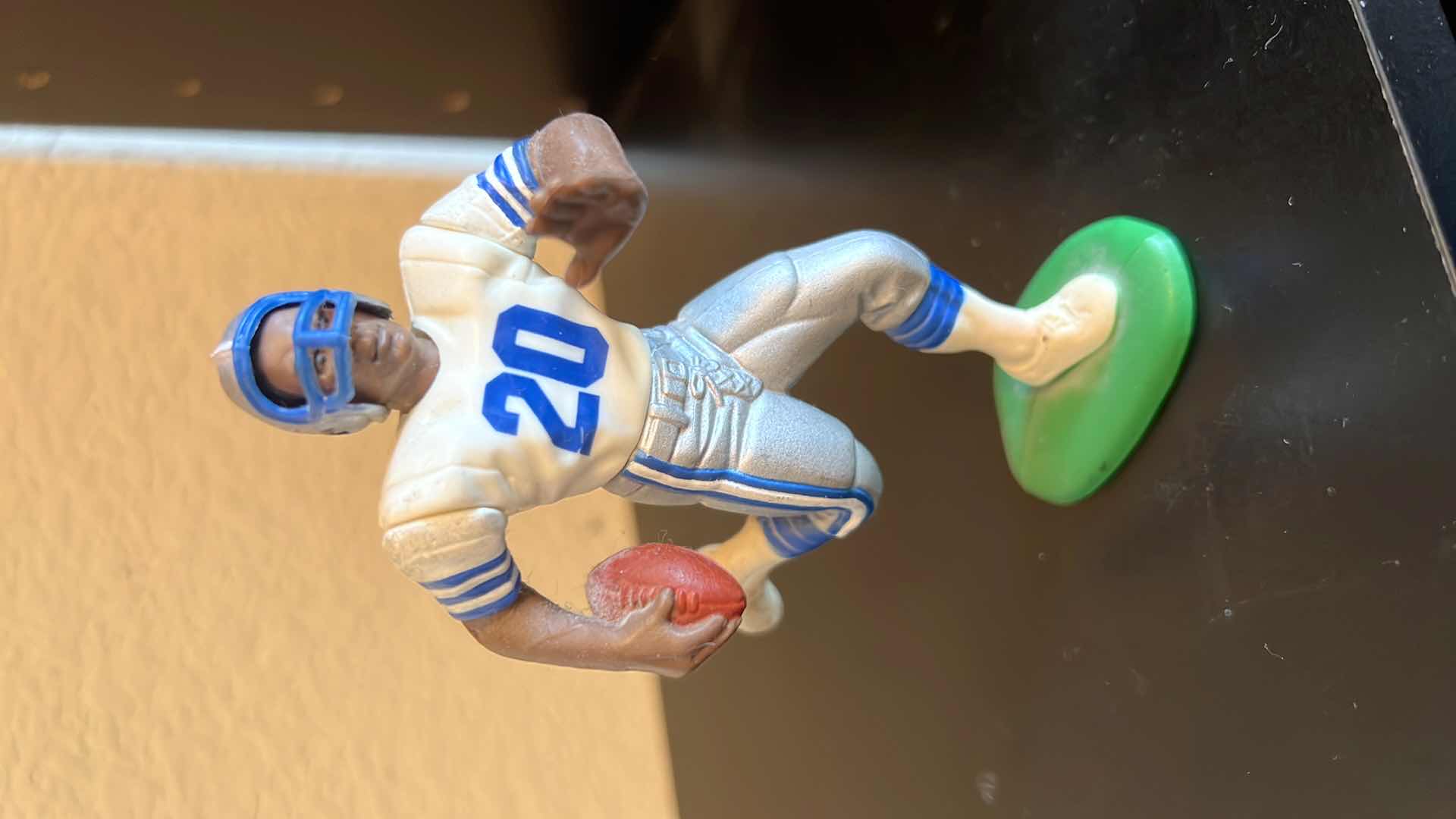 Photo 1 of 1991 NFL LIONS SANDERS 20 COLLECTIBLE