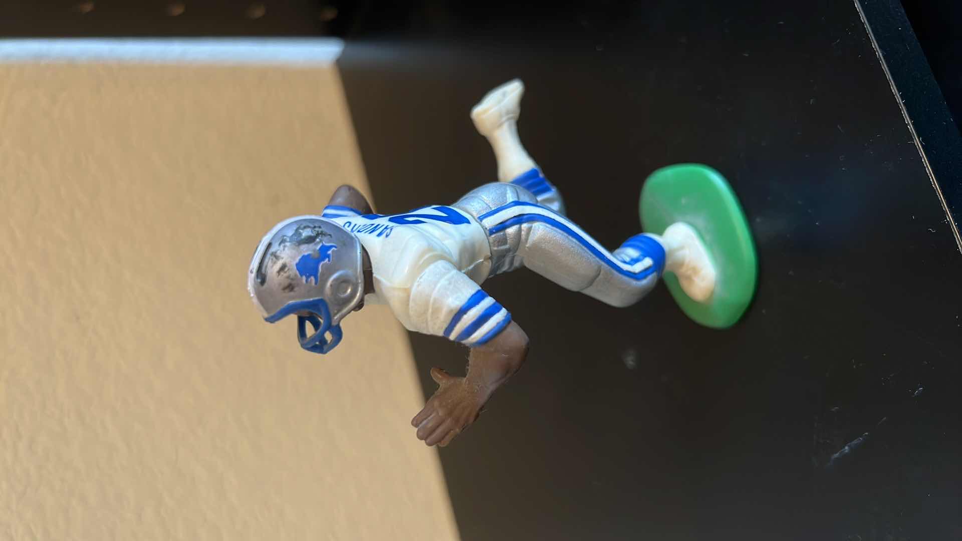 Photo 3 of 1991 NFL LIONS SANDERS 20 COLLECTIBLE