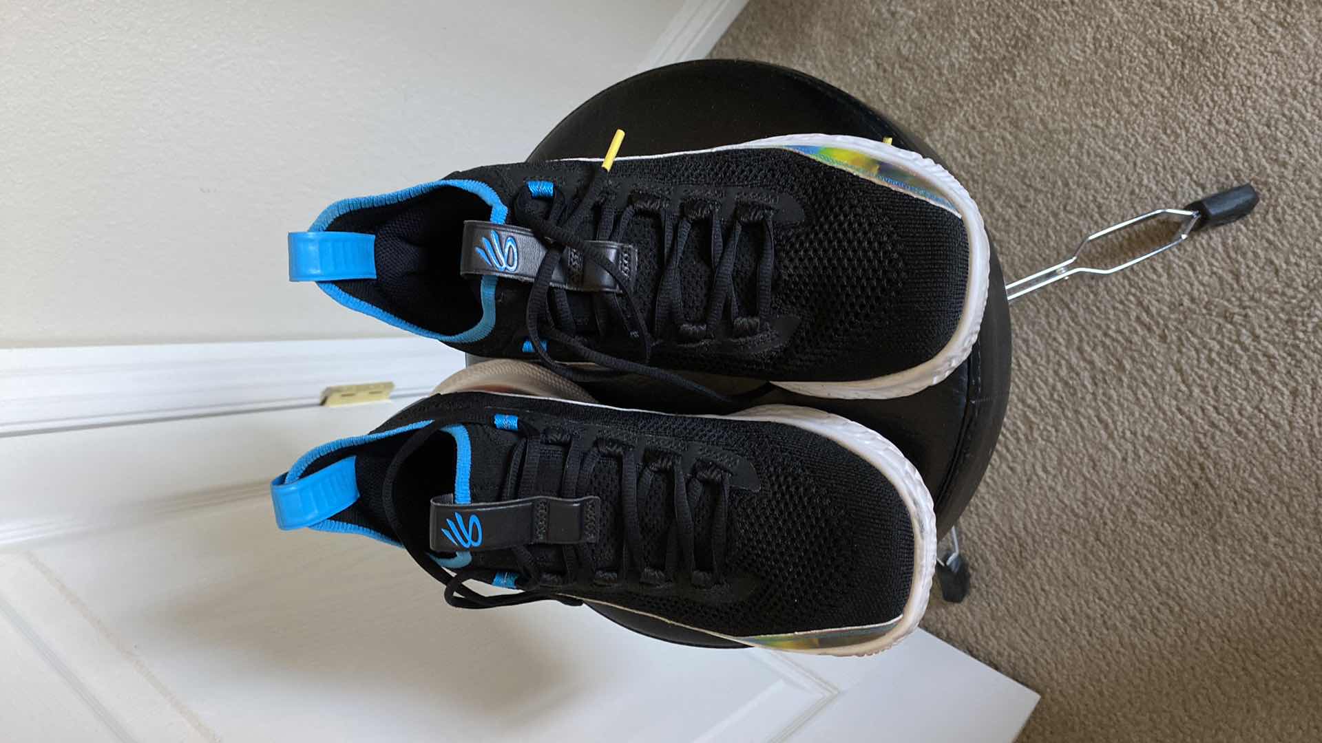 Photo 1 of MENS 9 UNDER ARMOUR CURRY