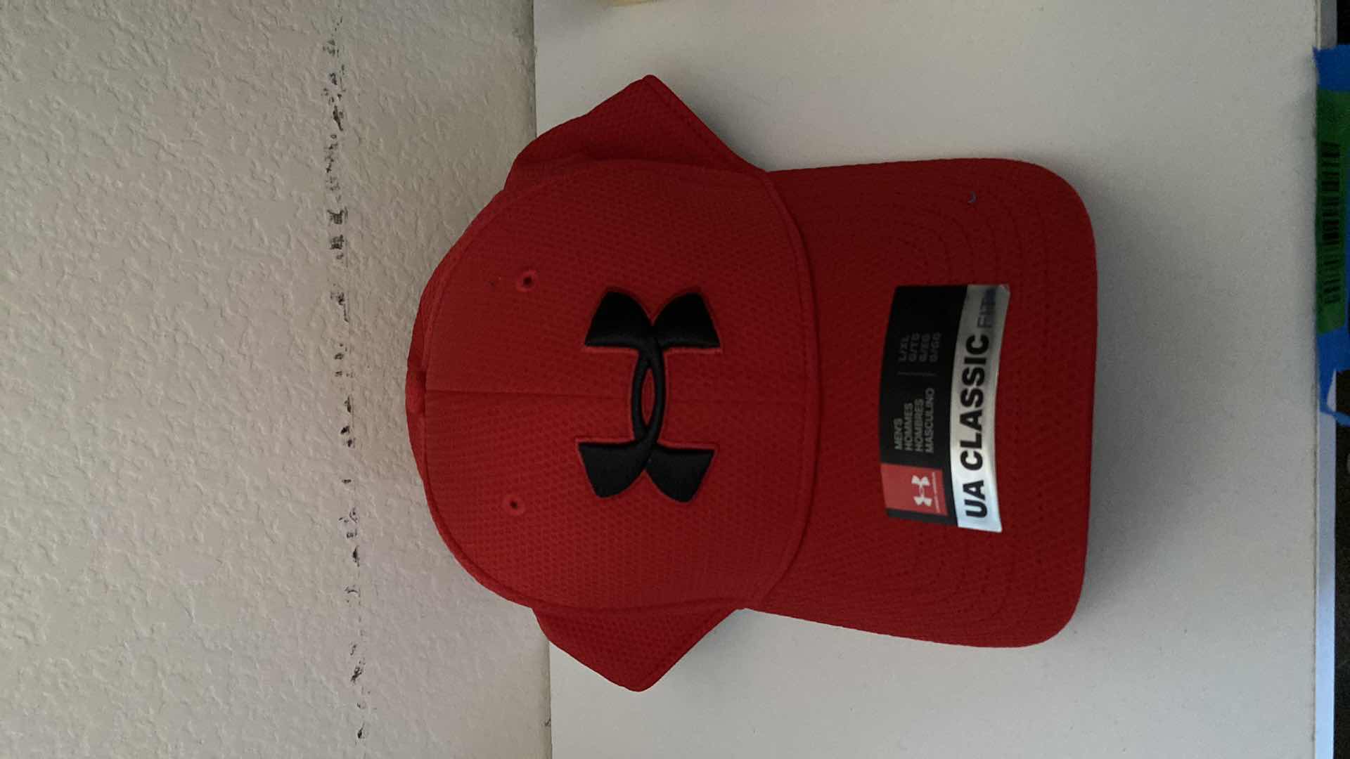 Photo 1 of NEW  UNDER ARMOUR BASEBALL CAP