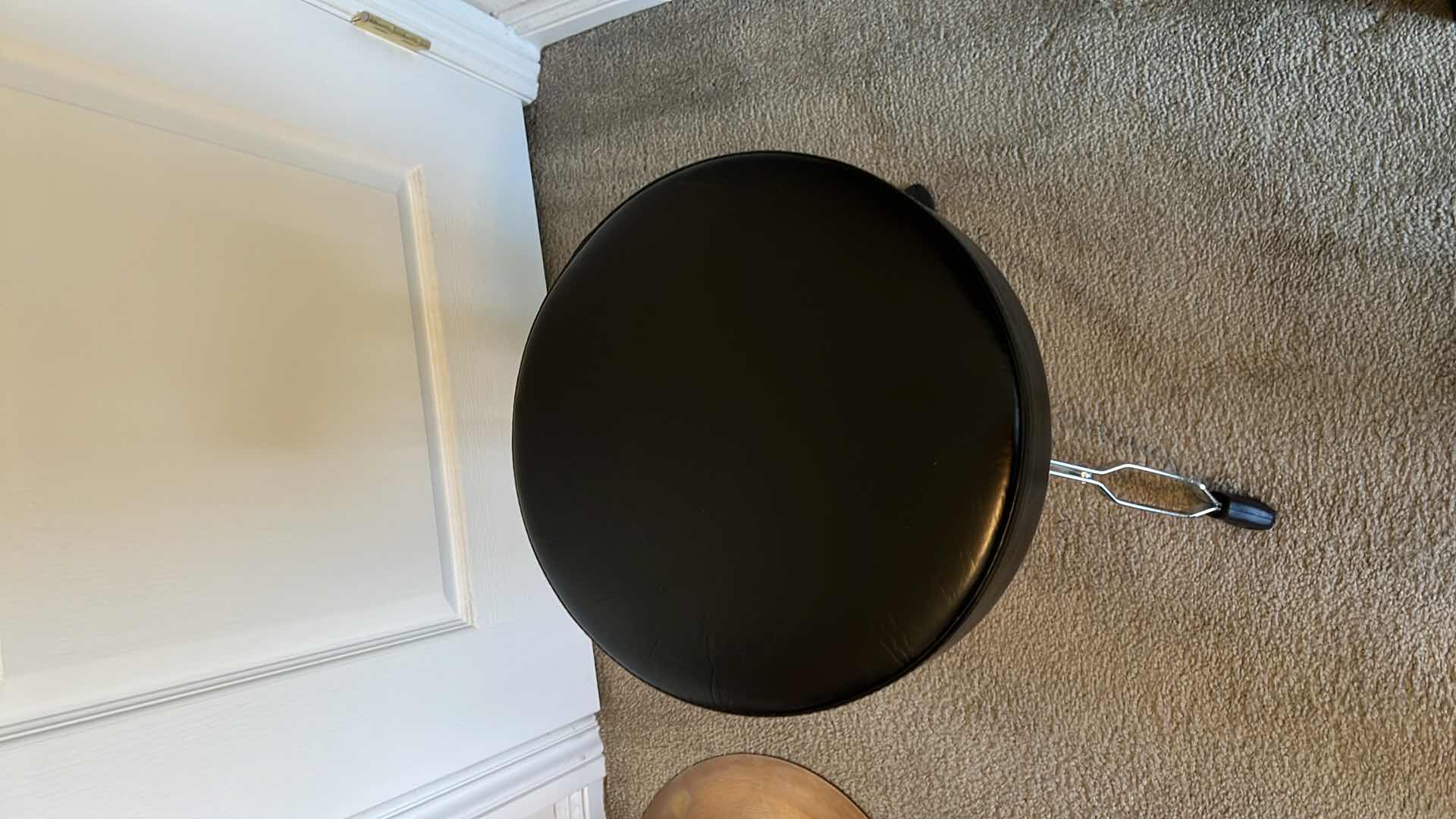 Photo 1 of ADJUSTABLE HEIGHT DRUM STOOL