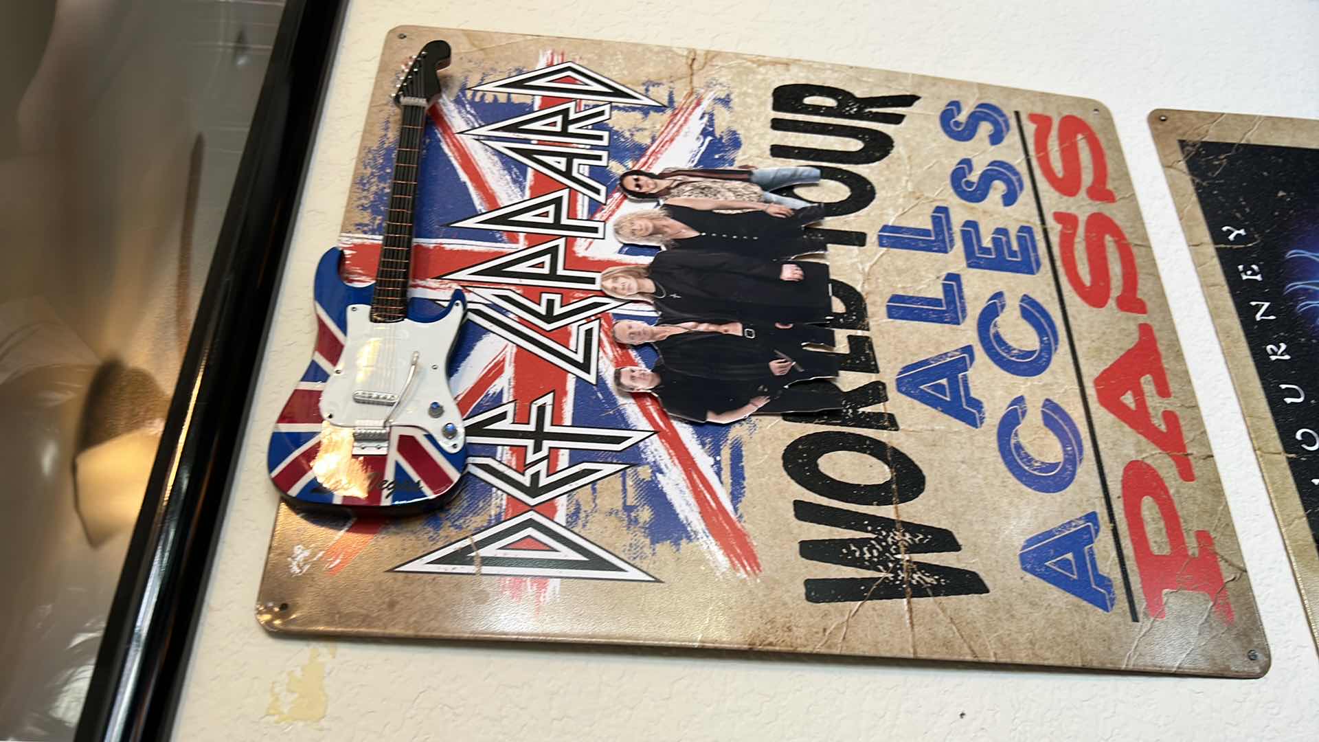 Photo 1 of DEF LEPPARD TIN WORLD TOUR ALL ACCESS PASS 12 x 15