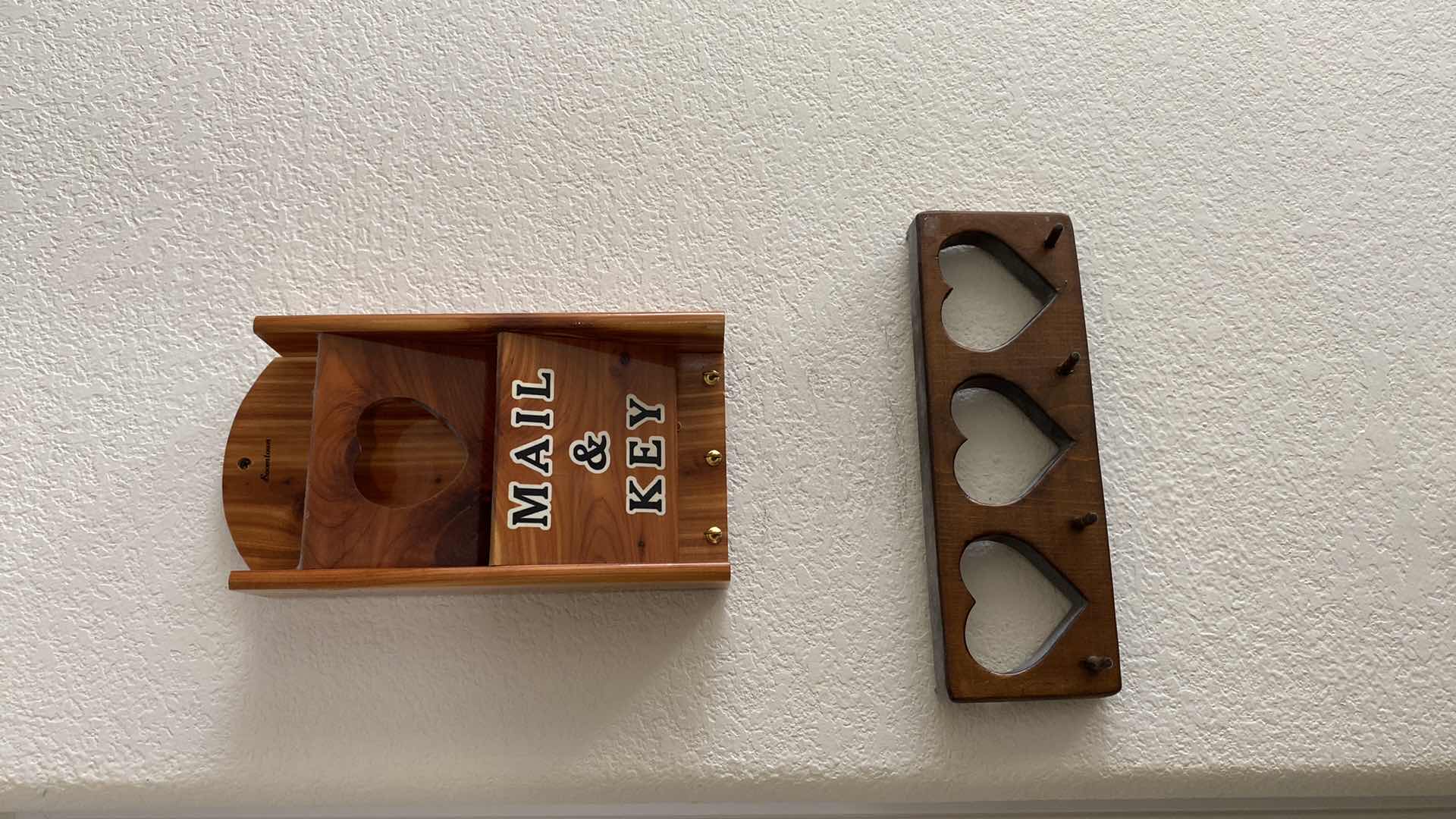 Photo 1 of WOOD KEY HOLDERS