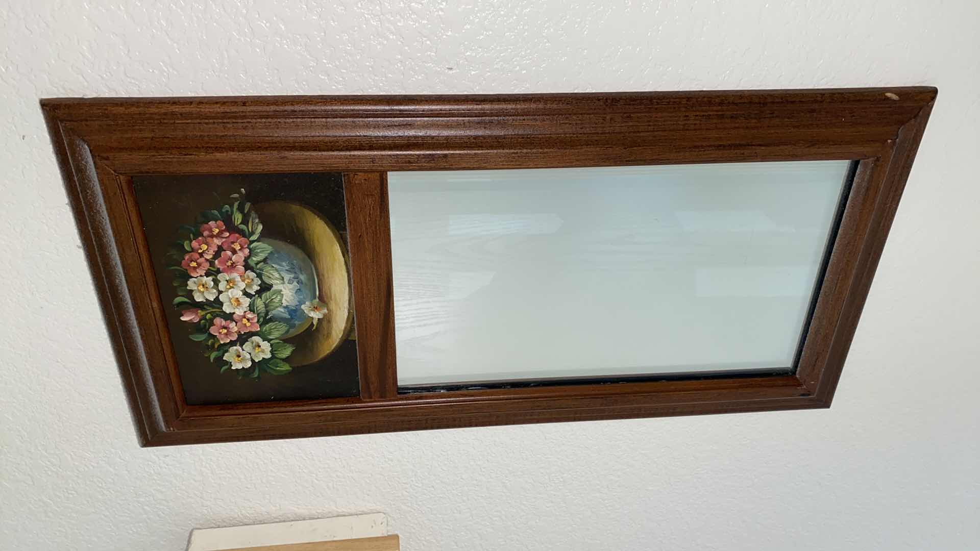 Photo 1 of DOWNSTAIRS BATH DECOR FLORALS BOXES & MIRROR