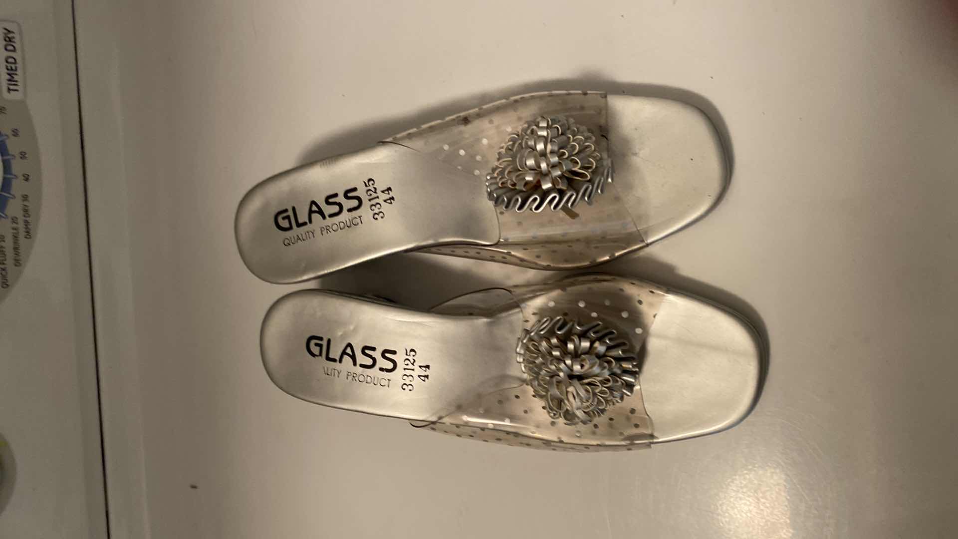 Photo 2 of LADIES SHOES SIZE 6.5