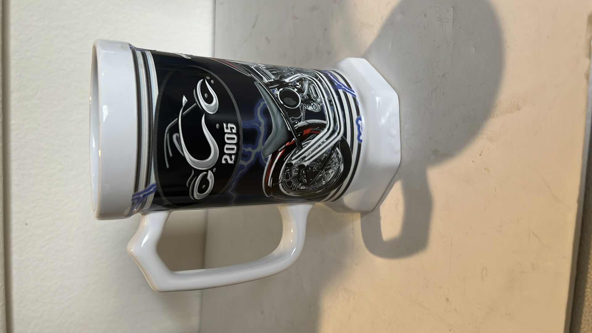 Photo 1 of 2005 COLLECTIBLE “NEW YORK” BEER STEIN