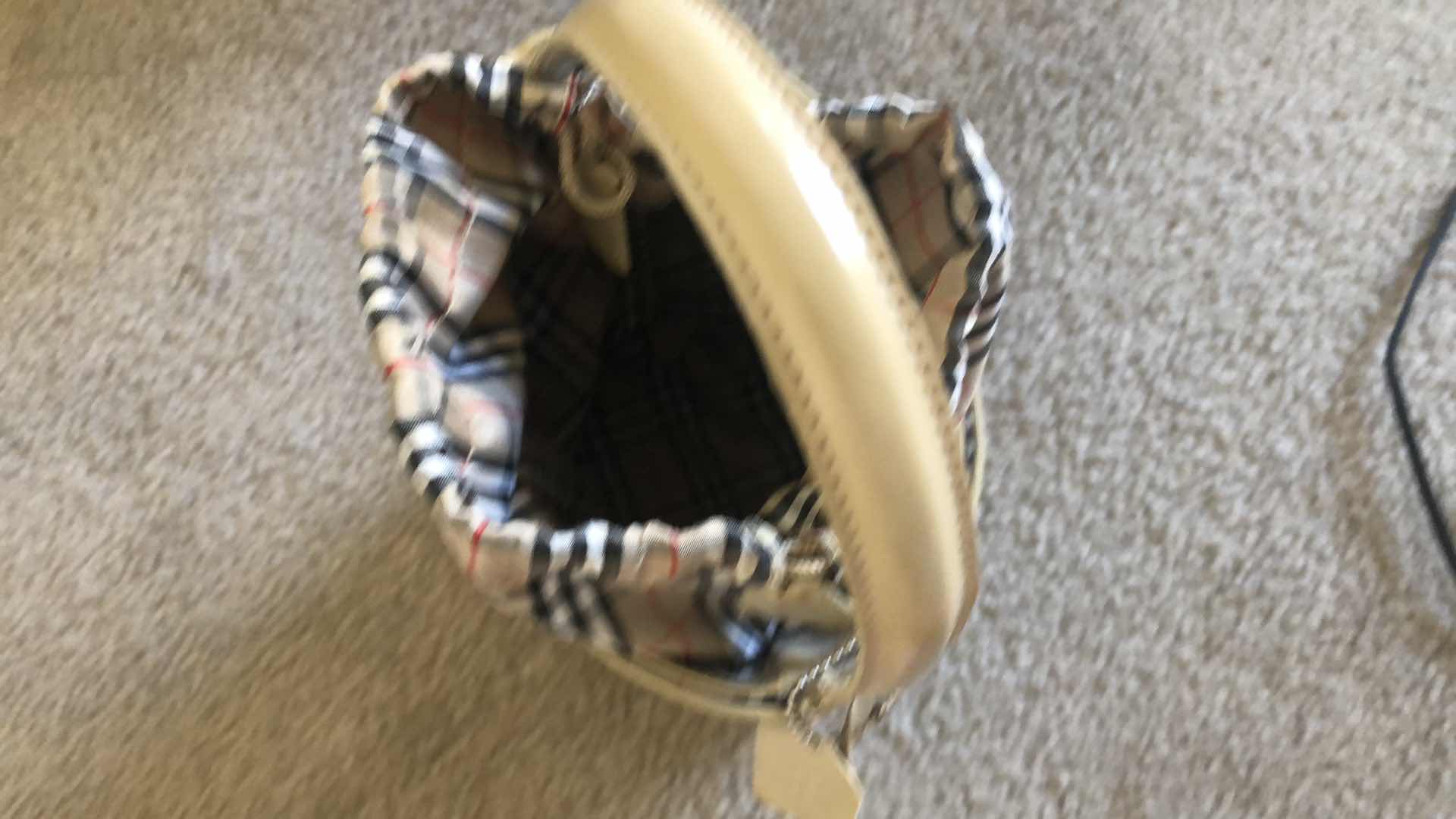 Photo 1 of BURBERRY HANDBAG (NOT AUTHENTICATED)