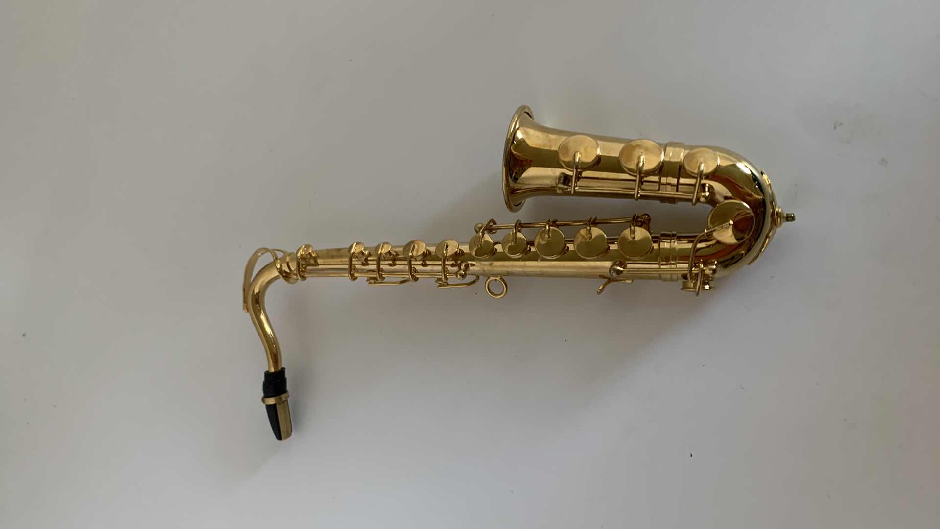Photo 1 of MINIATURE SAXAPHONE DISPLAY W. CASE.