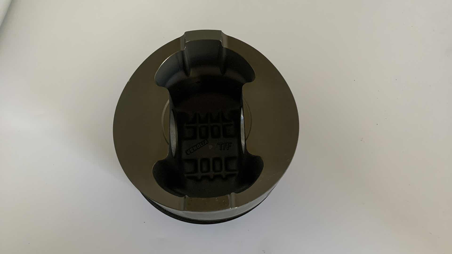 Photo 1 of AUTOGRAPHED CRUZ PEDREGON VENOLIA  PISTON