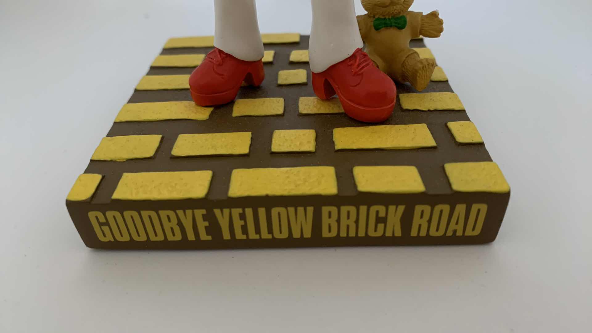 Photo 1 of ELTON JOHN (GOODBYE YELLOW BRICK ROAD) BOBBLE HEAD.