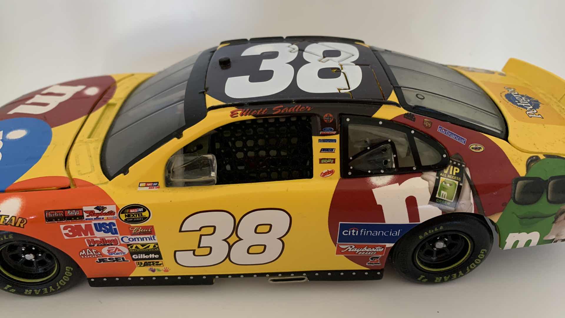 Photo 4 of M & M #38 ELLIOTT SADLER DIE CAST RACE CAR.