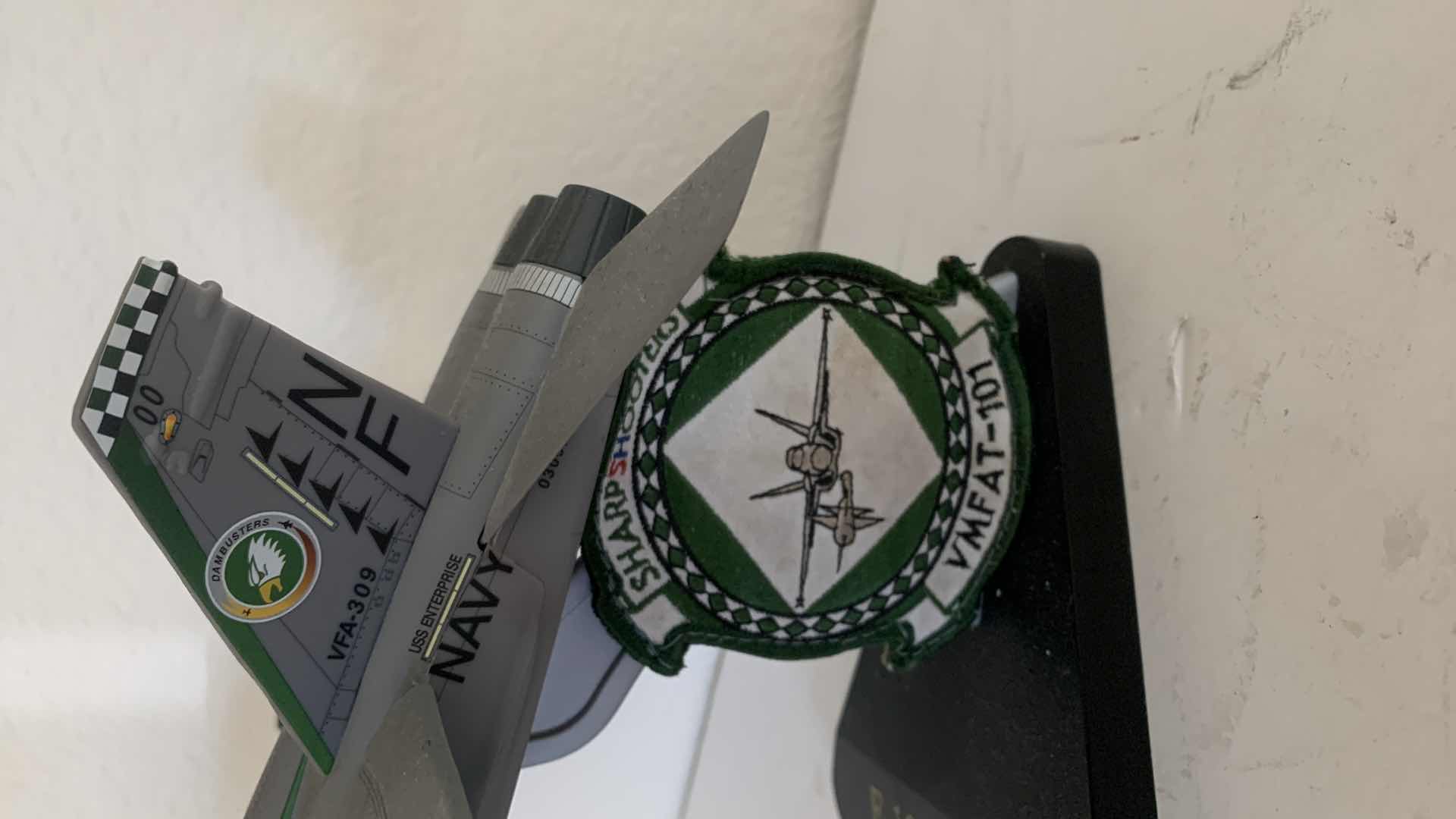 Photo 1 of F-18 HORNET SCALE 1:48 MINIATURE DISPLAY AIRPLANE.