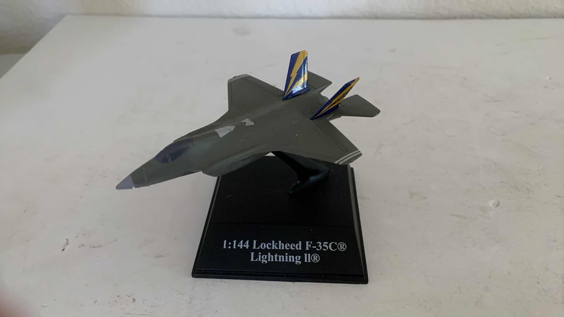 Photo 1 of MINIATURE DISPLAY AIRPLANE COLLECTION.