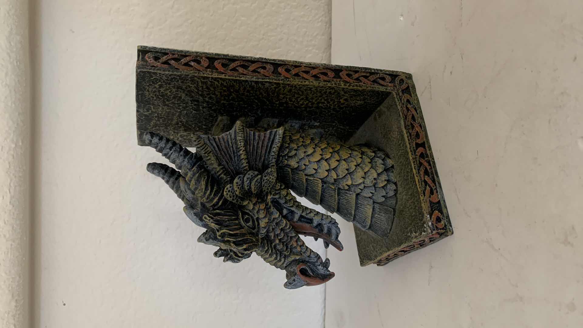 Photo 1 of DRAGON BOOKENDS