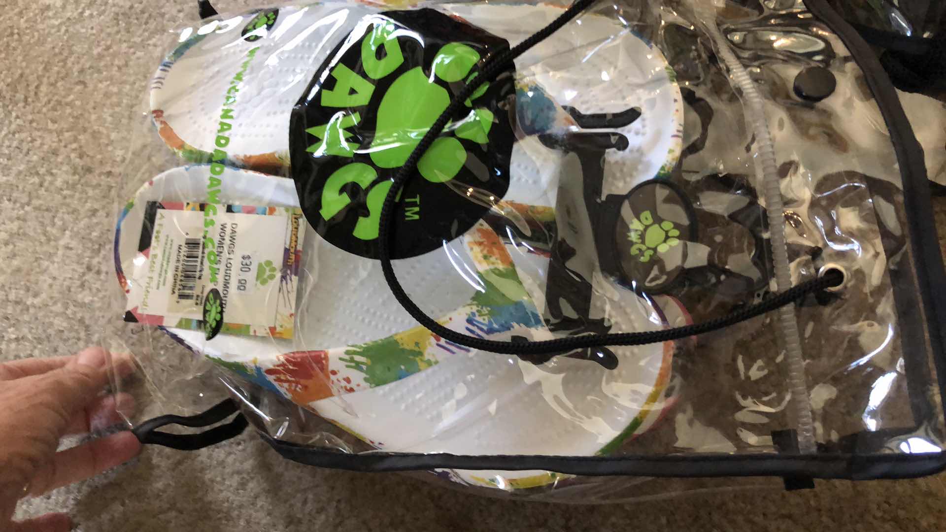 Photo 2 of NEW FLIP FLOPS, 6 PAIRS