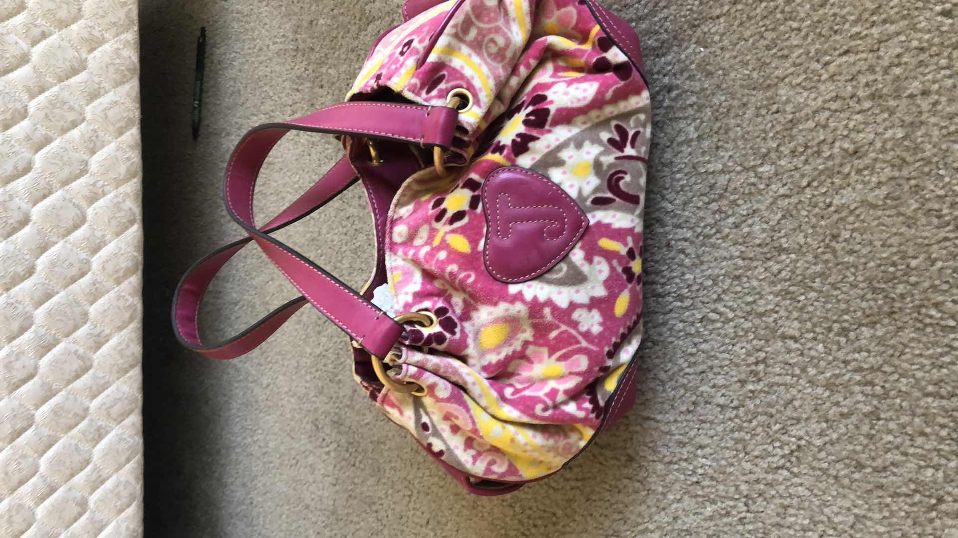 Photo 1 of JUICY COUTURE HANDBAG AND 2 PAIR FLIP FLOPS 10” LONG