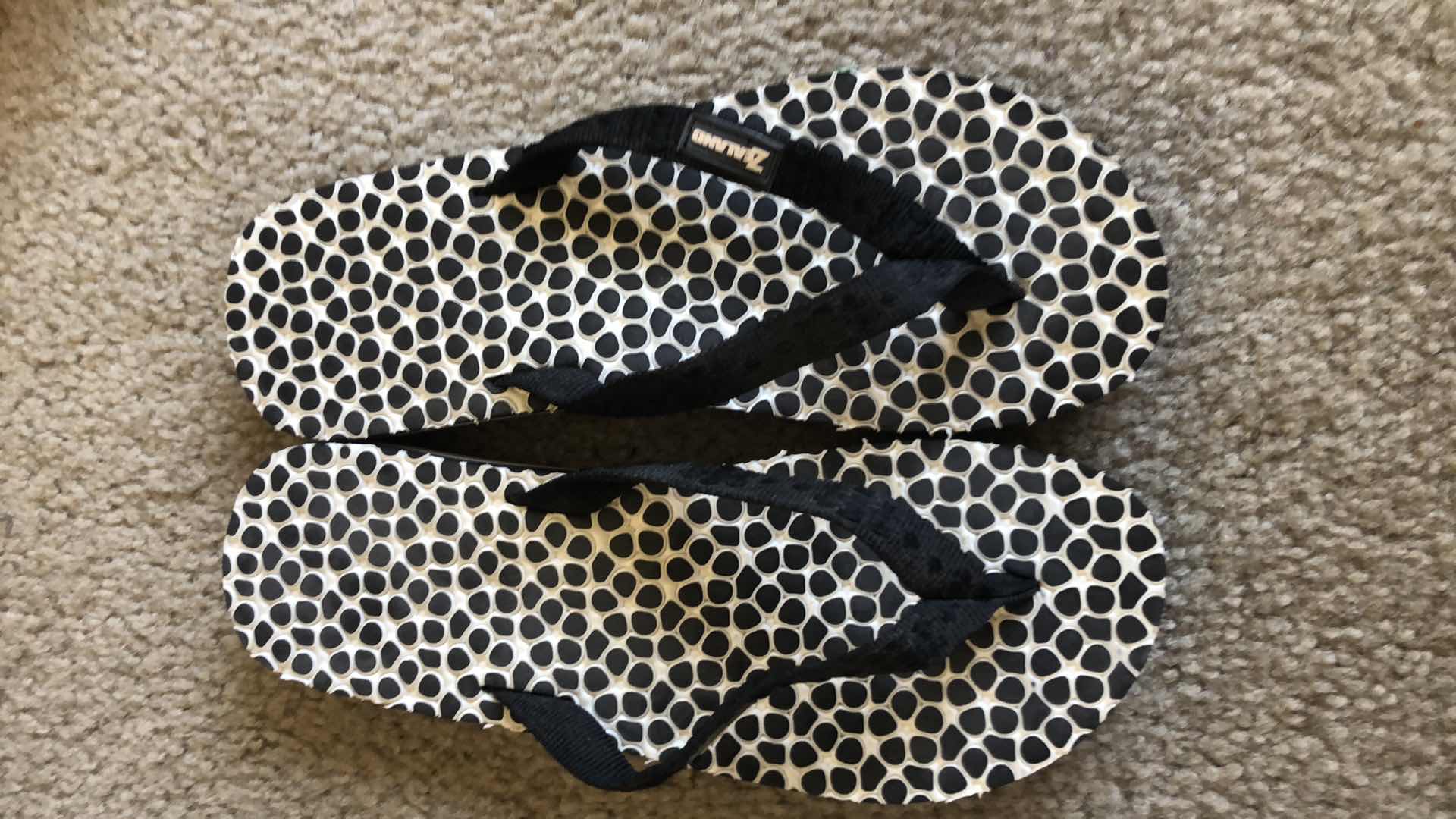 Photo 1 of JUICY COUTURE HANDBAG AND 2 PAIR FLIP FLOPS 10” LONG