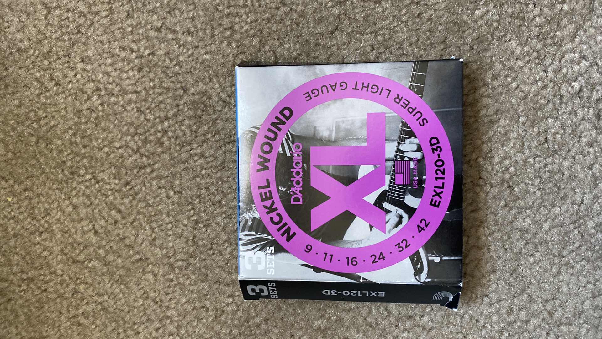 Photo 1 of NICKEL BOUND XL GUITAR STRINGS