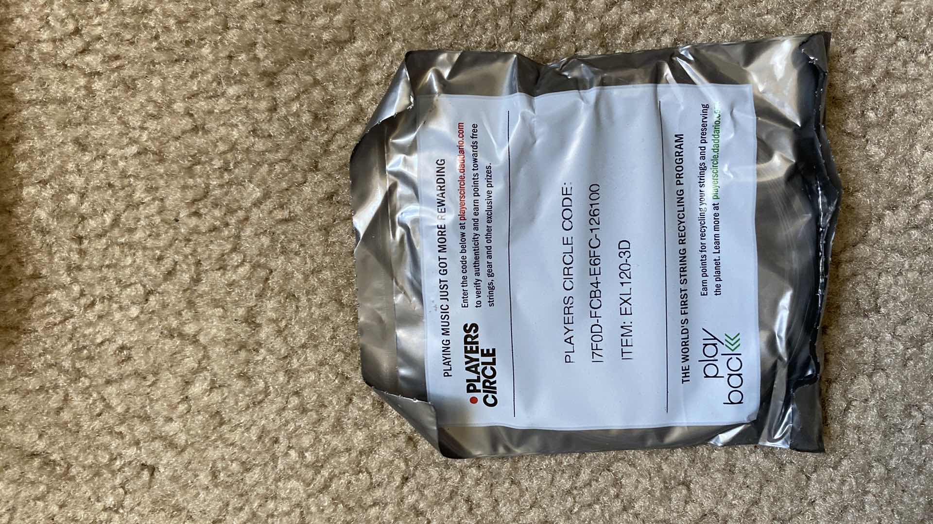 Photo 1 of NICKEL BOUND XL GUITAR STRINGS