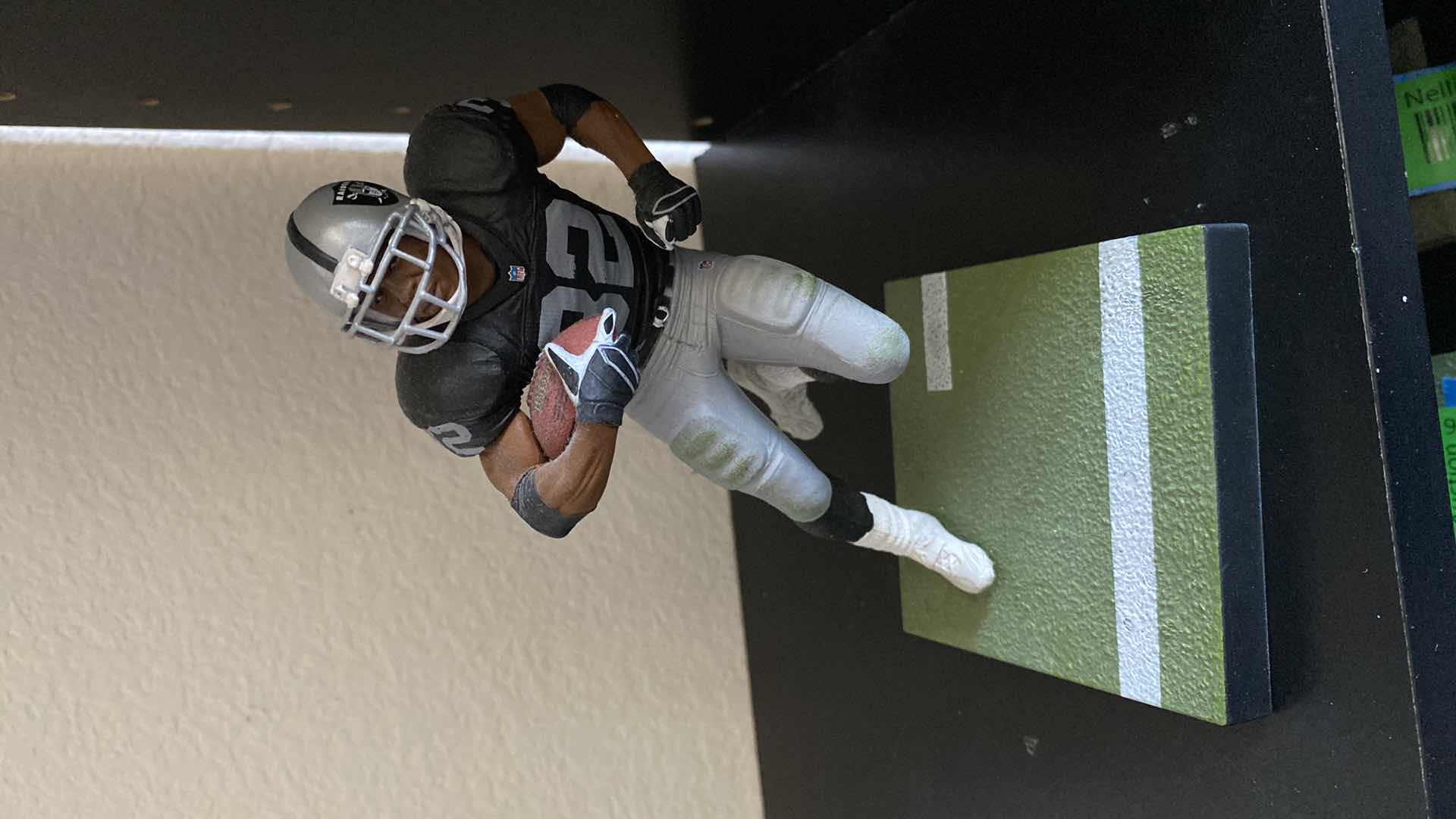 Photo 1 of 2010 NFLP MARCUS ALLEN RAIDERS COLLECTIBLE