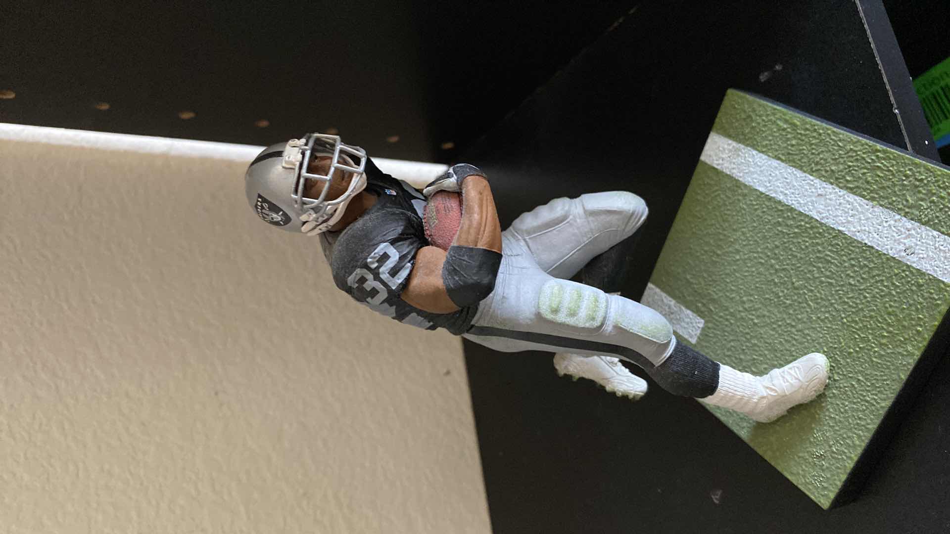 Photo 1 of 2010 NFLP MARCUS ALLEN RAIDERS COLLECTIBLE