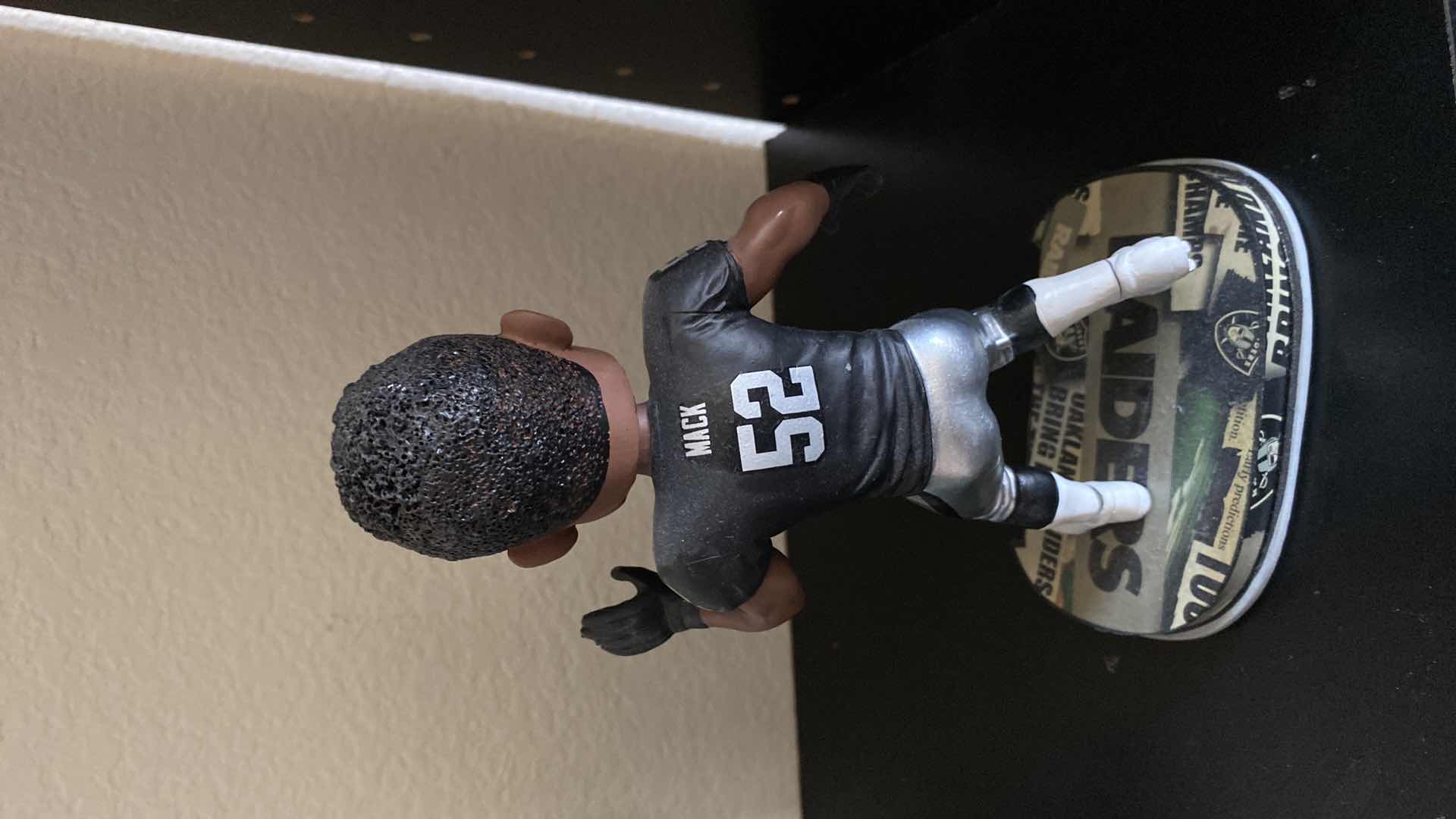 Photo 3 of RAIDERS BOBBLE HEAD KHALIL MACK COLLECTIBLE