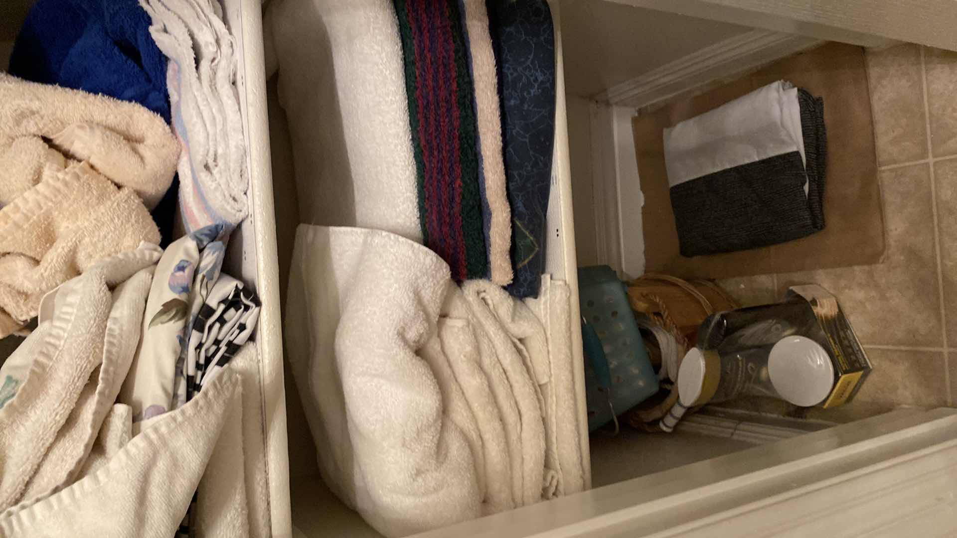 Photo 3 of CONTENTS OF LINEN CLOSET UPSTAIRS HALL BATH