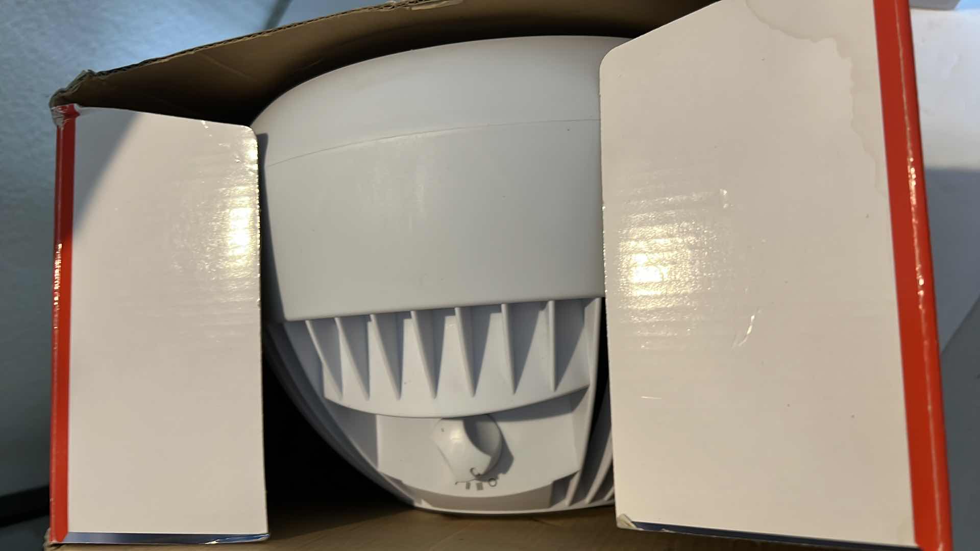 Photo 1 of HONEYWELL POWER AIR CIRCULATOR, PERSONAL CHILLER MINI FRIDGE