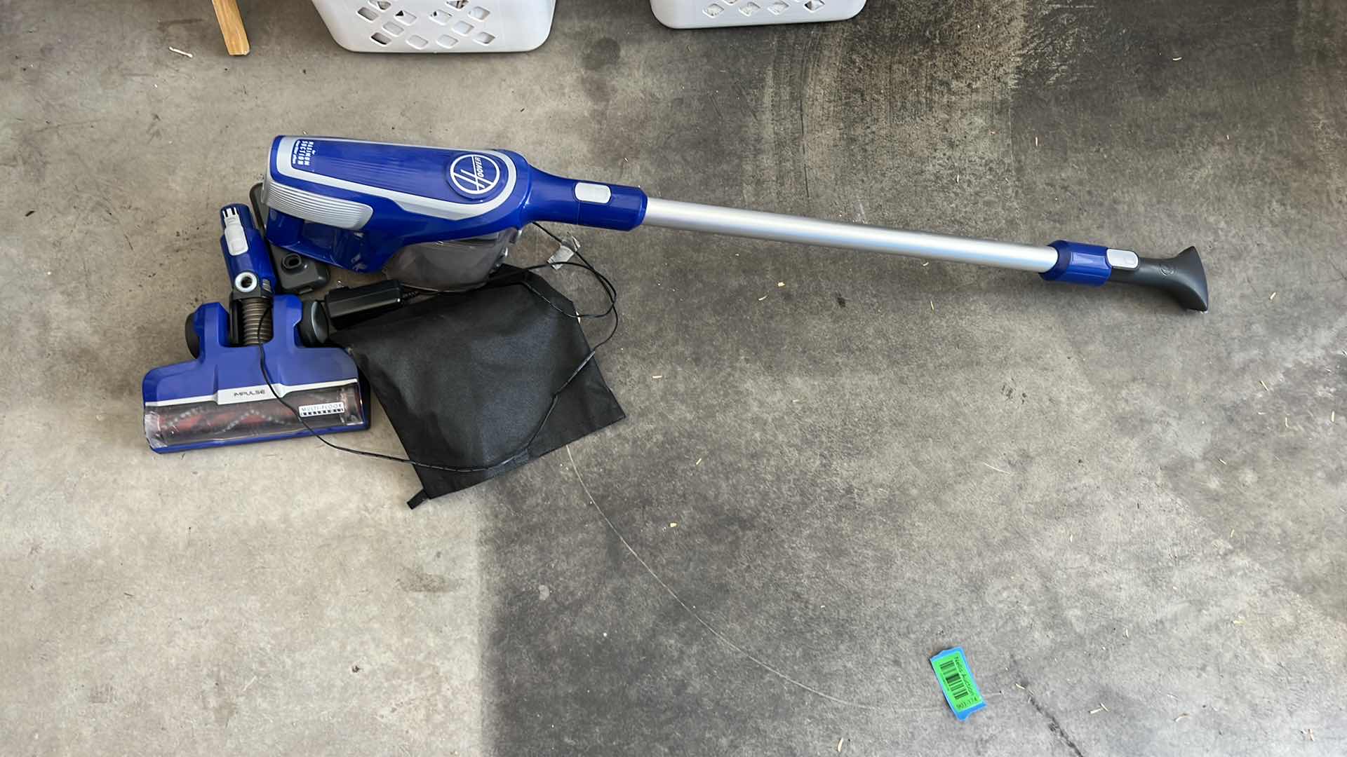 Photo 1 of HOOVER MULTIFLOOR VACUUM W ATTACHMENTS