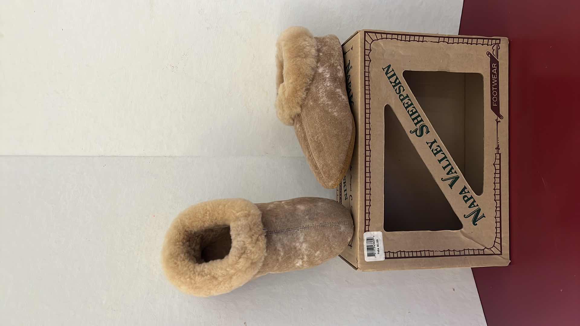 Photo 1 of LADIES “NAPA VALLEY SHEEPSKIN” FOOTWEAR (SIZE 8)