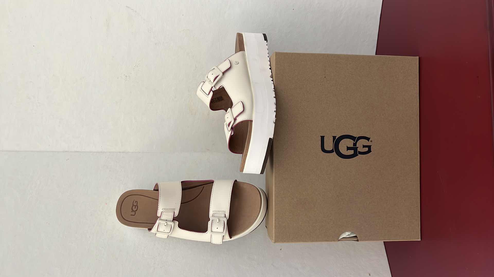 Photo 1 of LADIES UGG WHITE HANNELI SHOES (SIZE 7.5)