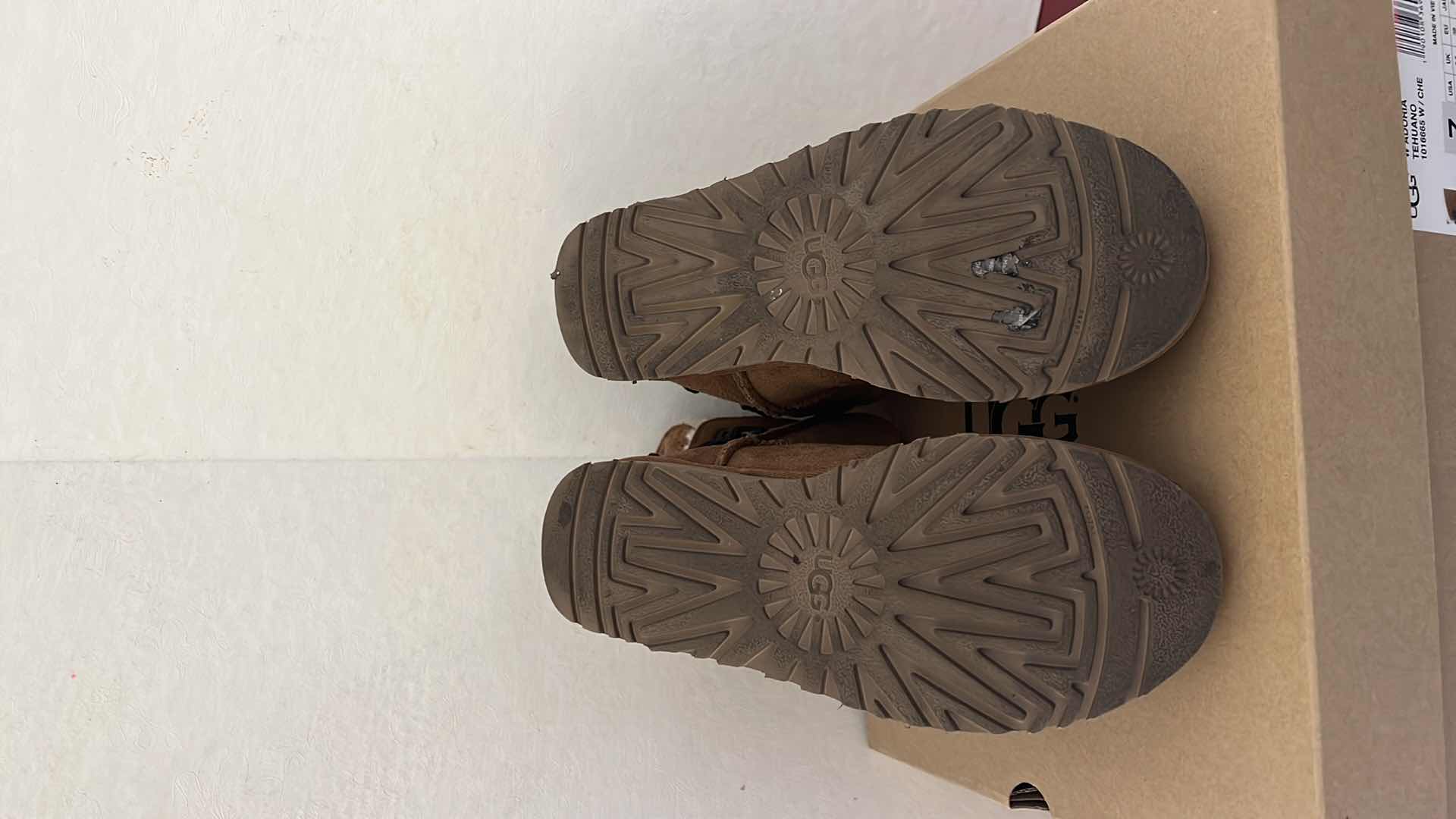 View 5 of LADIES UGG W ADORIA TEHUANO W/ CHE BOOTS (SIZE 7)