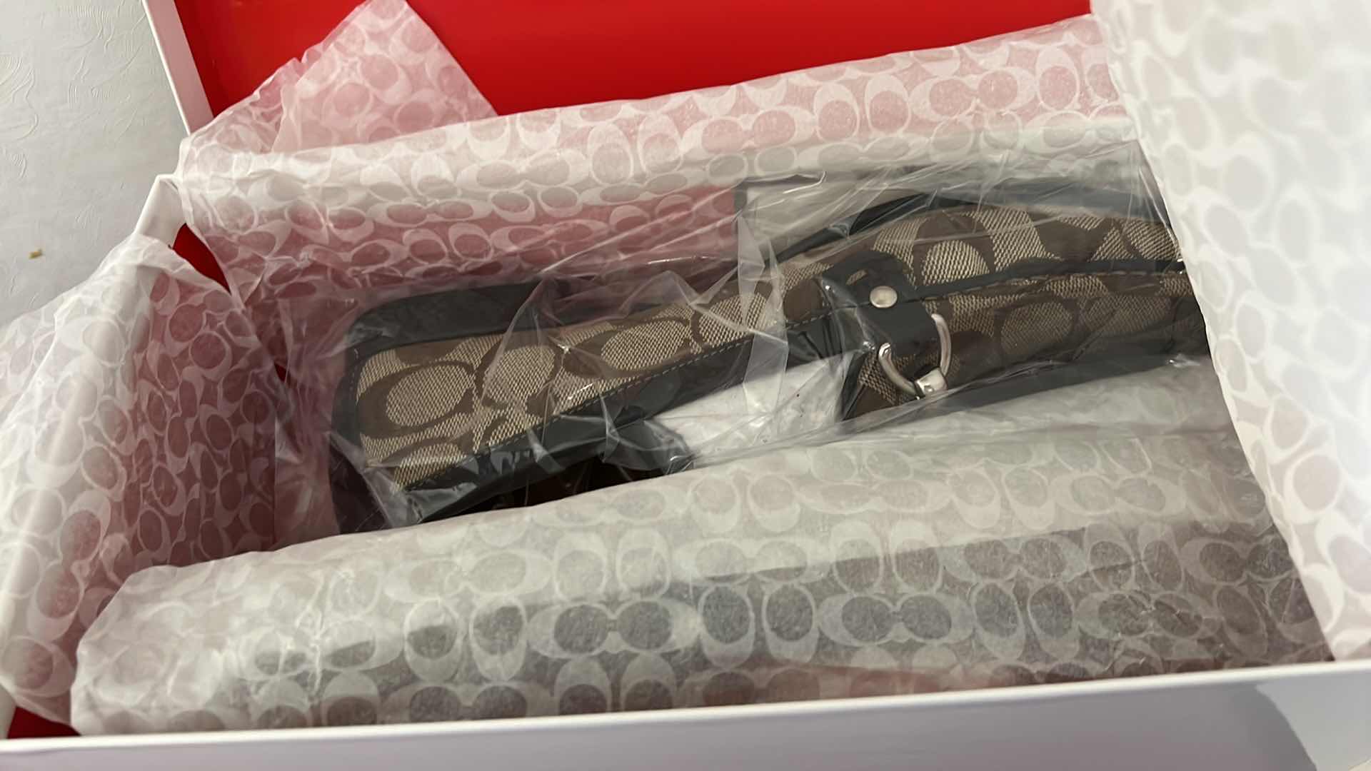 Photo 4 of LADIES COACH EMMA SIG C/CALF SHOES (SIZE 7)