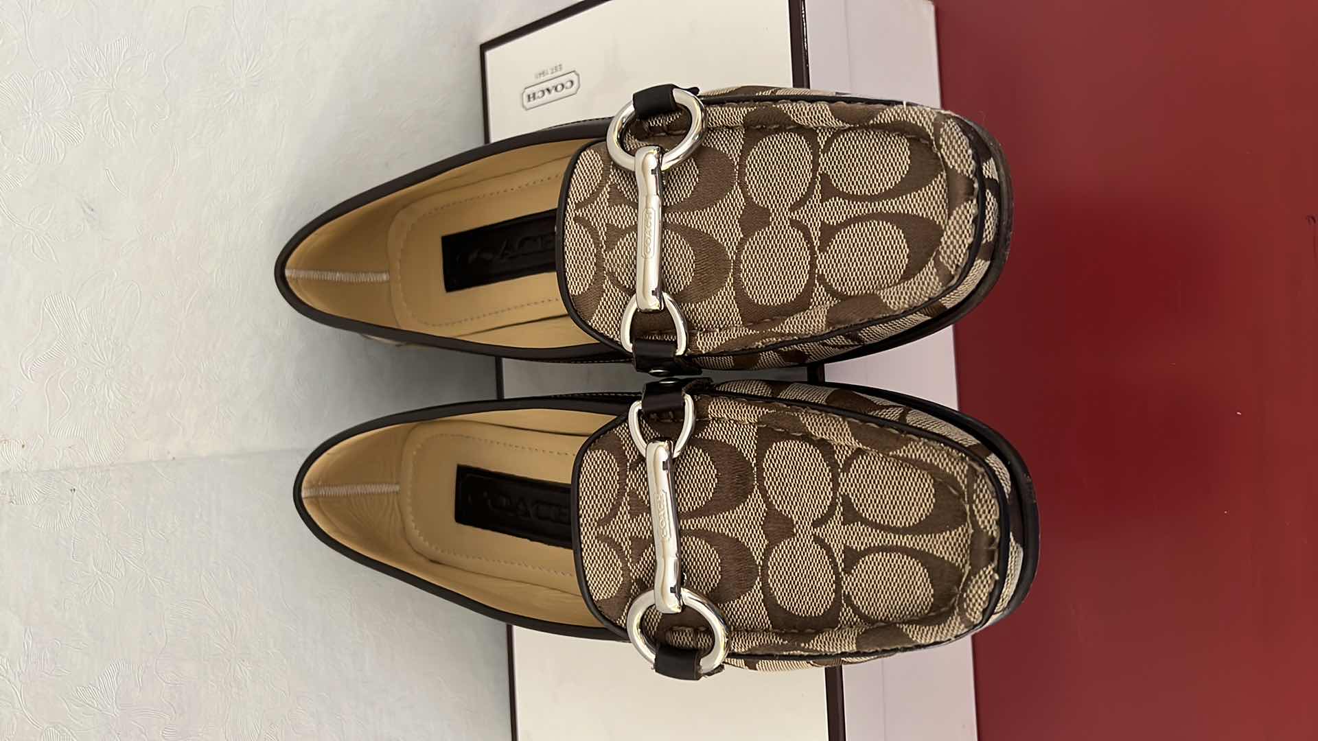 Photo 7 of LADIES COACH EMMA SIG C/CALF SHOES (SIZE 7)