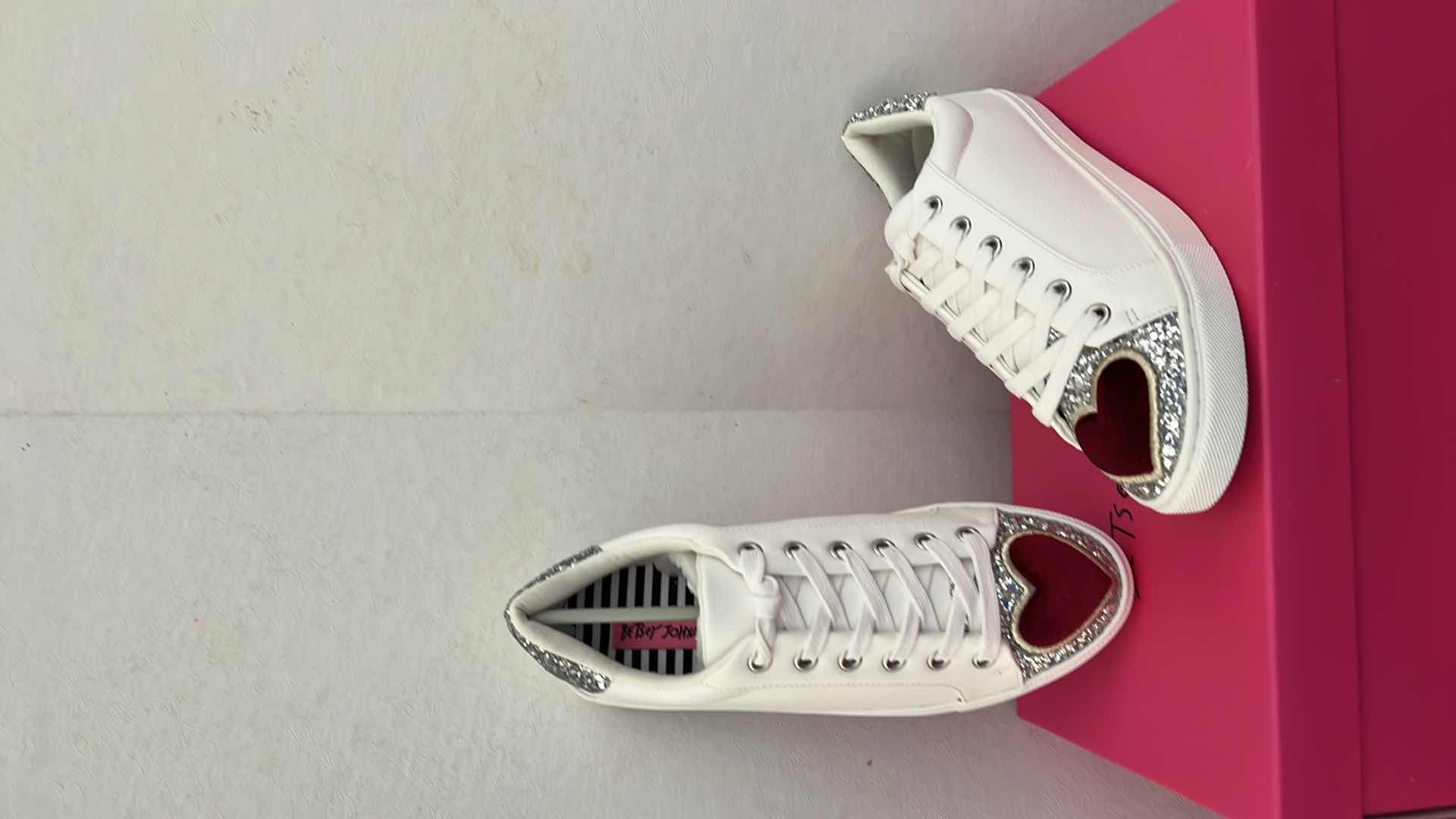 Photo 1 of LADIES BETSY JOHNSON BLAIR WHITE SHOES (SIZE 7)